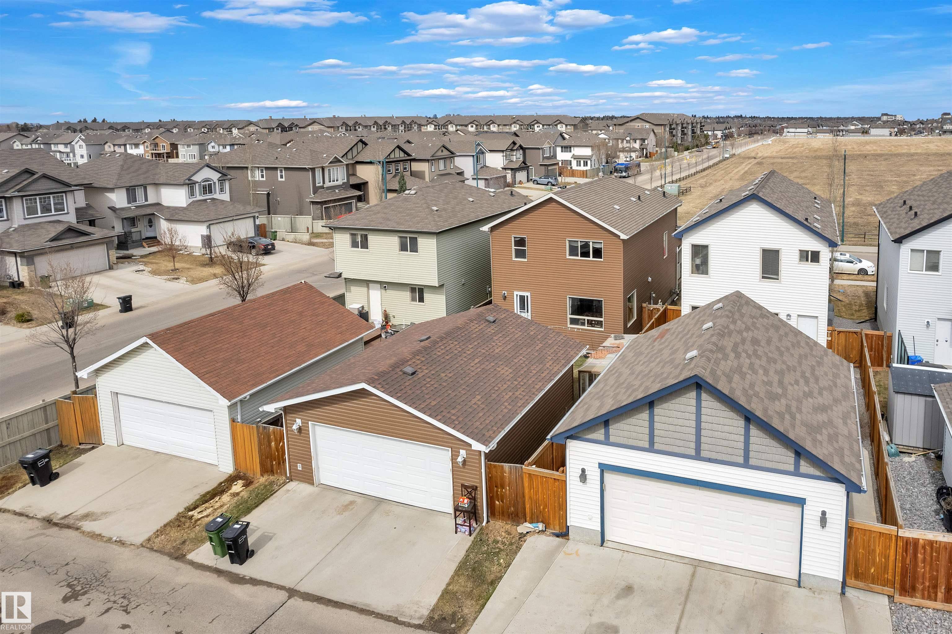 Edmonton, AB T6T 0P5,3125 17A AV NW
