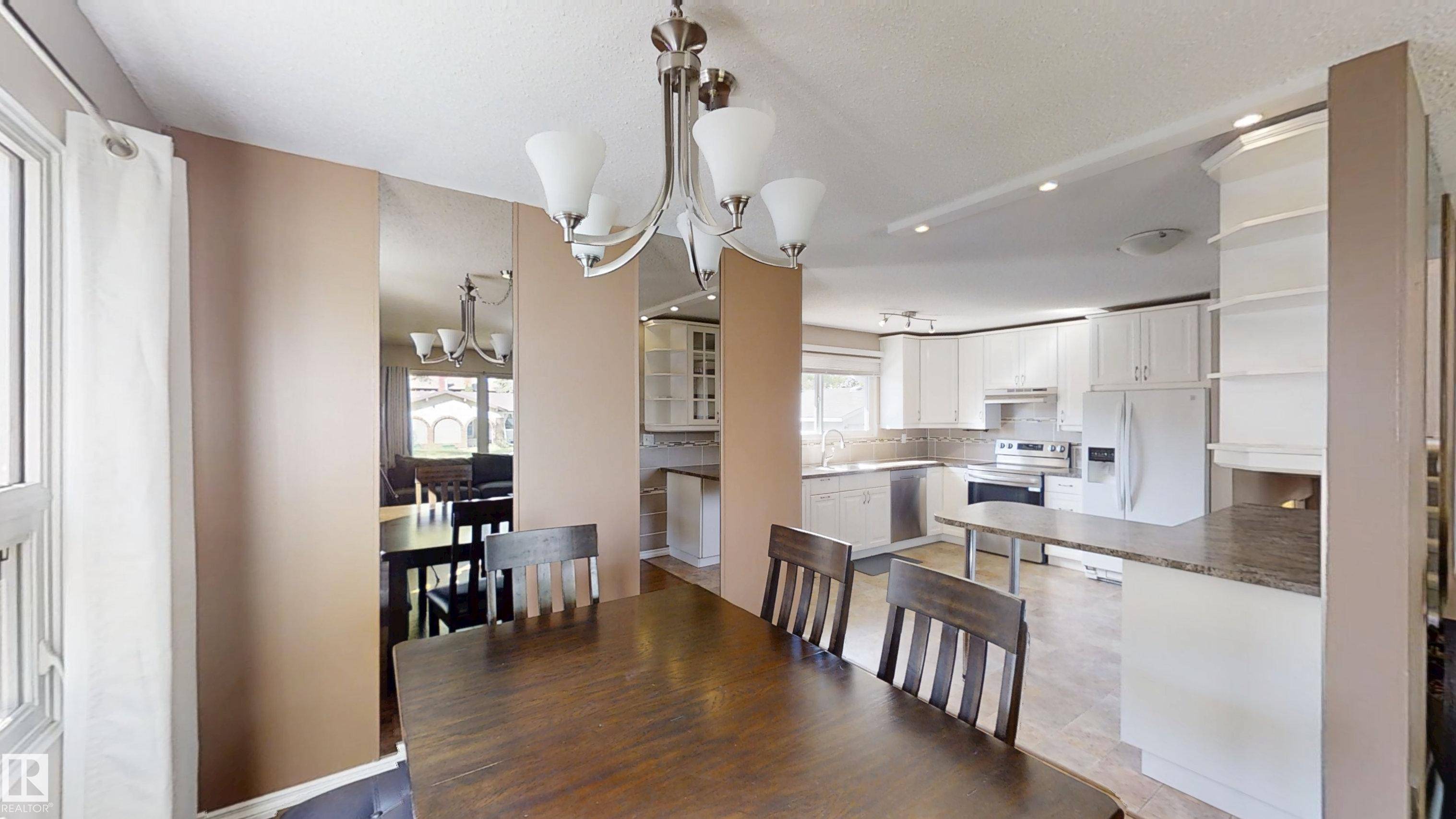 St. Albert, AB T8N 2W2,48 Longview CR