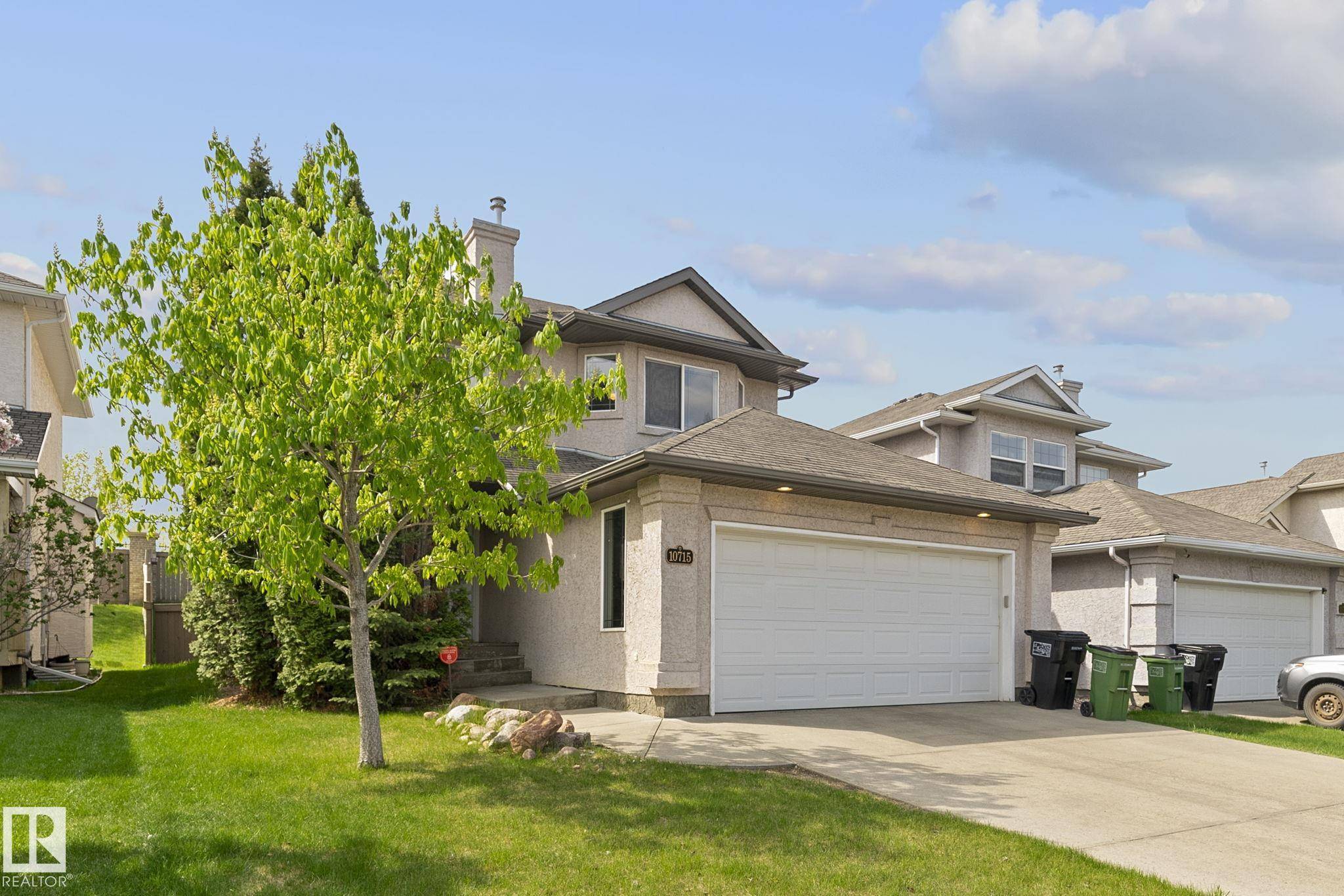 Edmonton, AB T6W 1G4,10715 8 AV SW