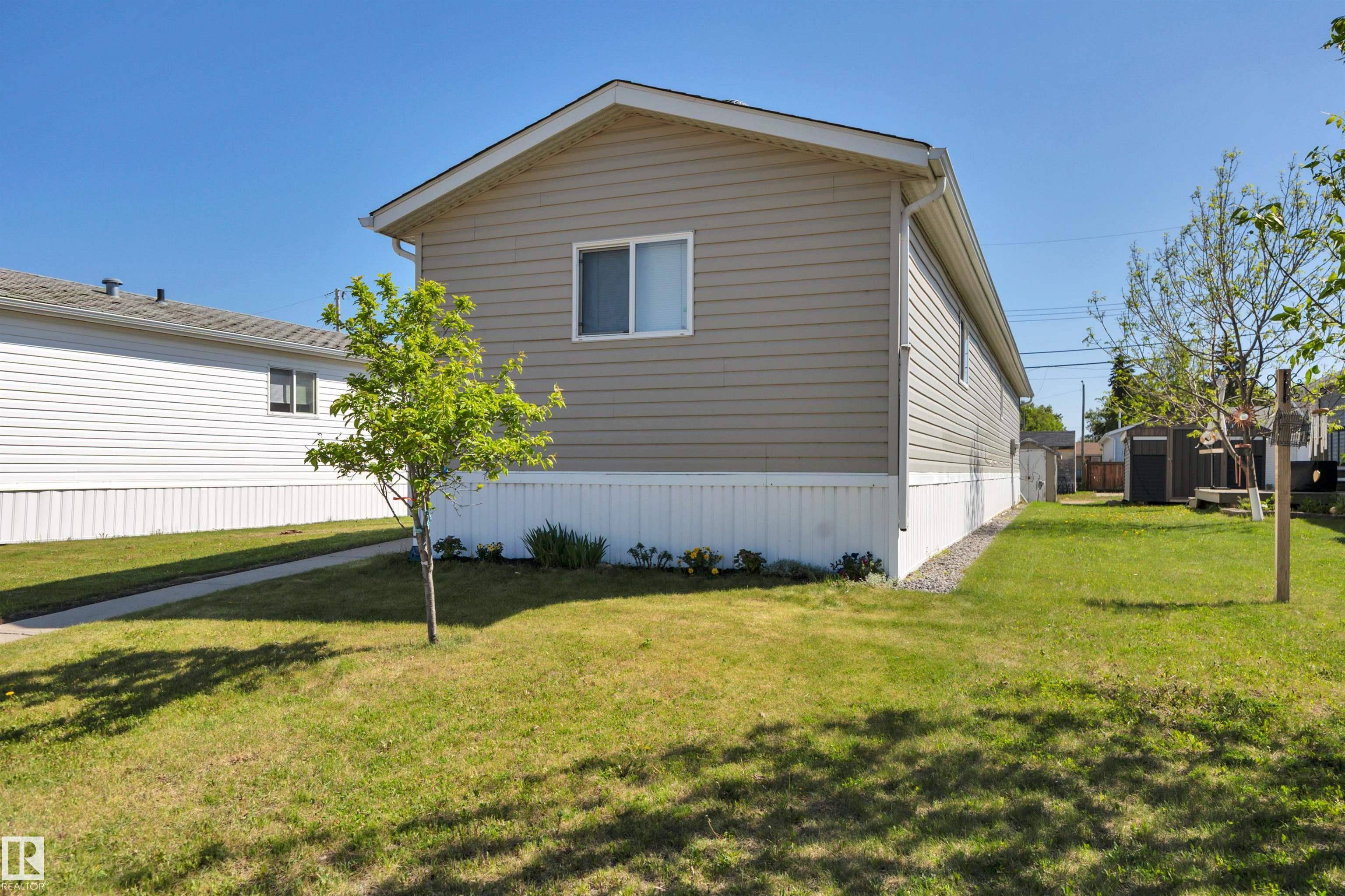Wetaskiwin, AB T9A 0G5,4807 49 Ave