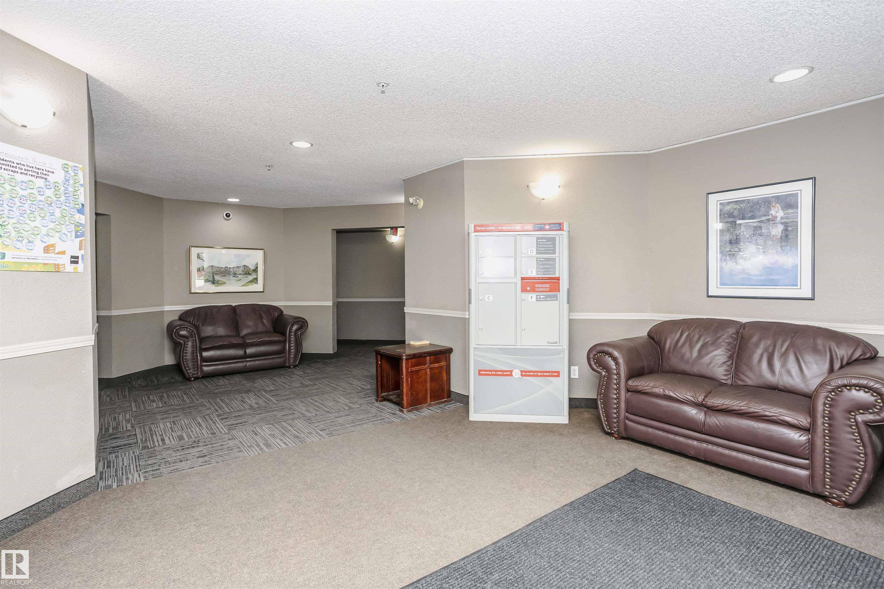 Edmonton, AB T5B 4X5,#2305 11214 80 ST NW
