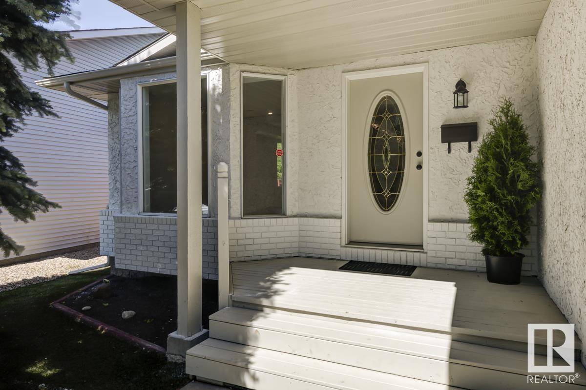 Sherwood Park, AB T8H 1N5,63 ASTER PL