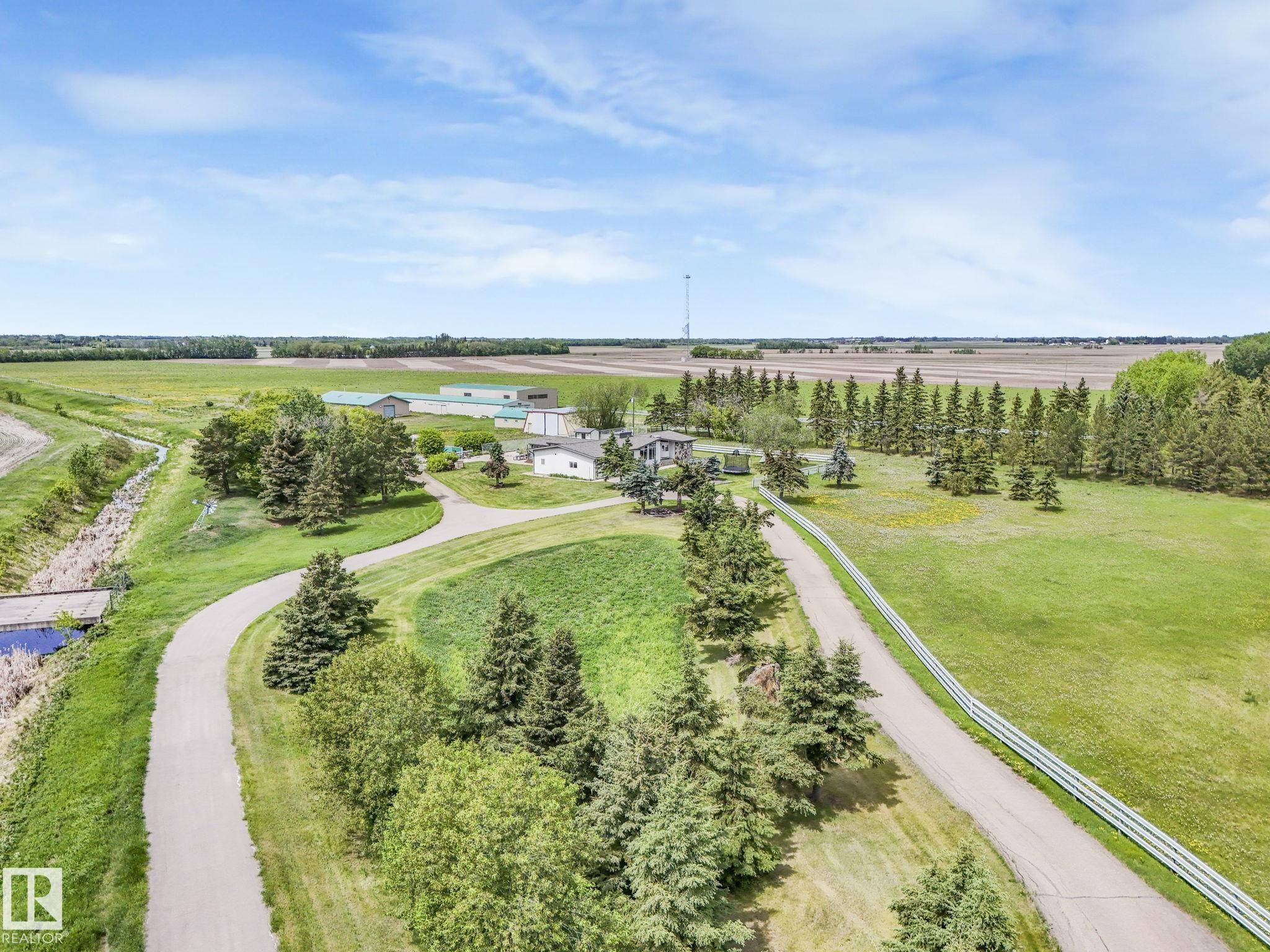 St. Albert, AB T8T 1T1,54320 HWY 2