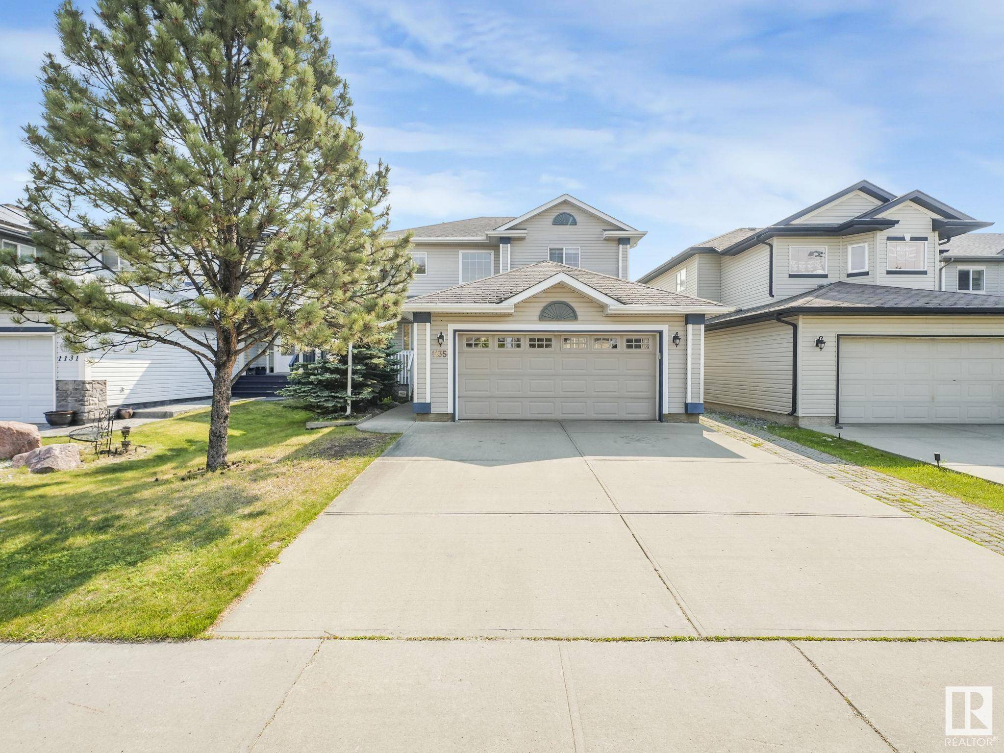 Edmonton, AB T6W 1V1,1135 112 ST SW