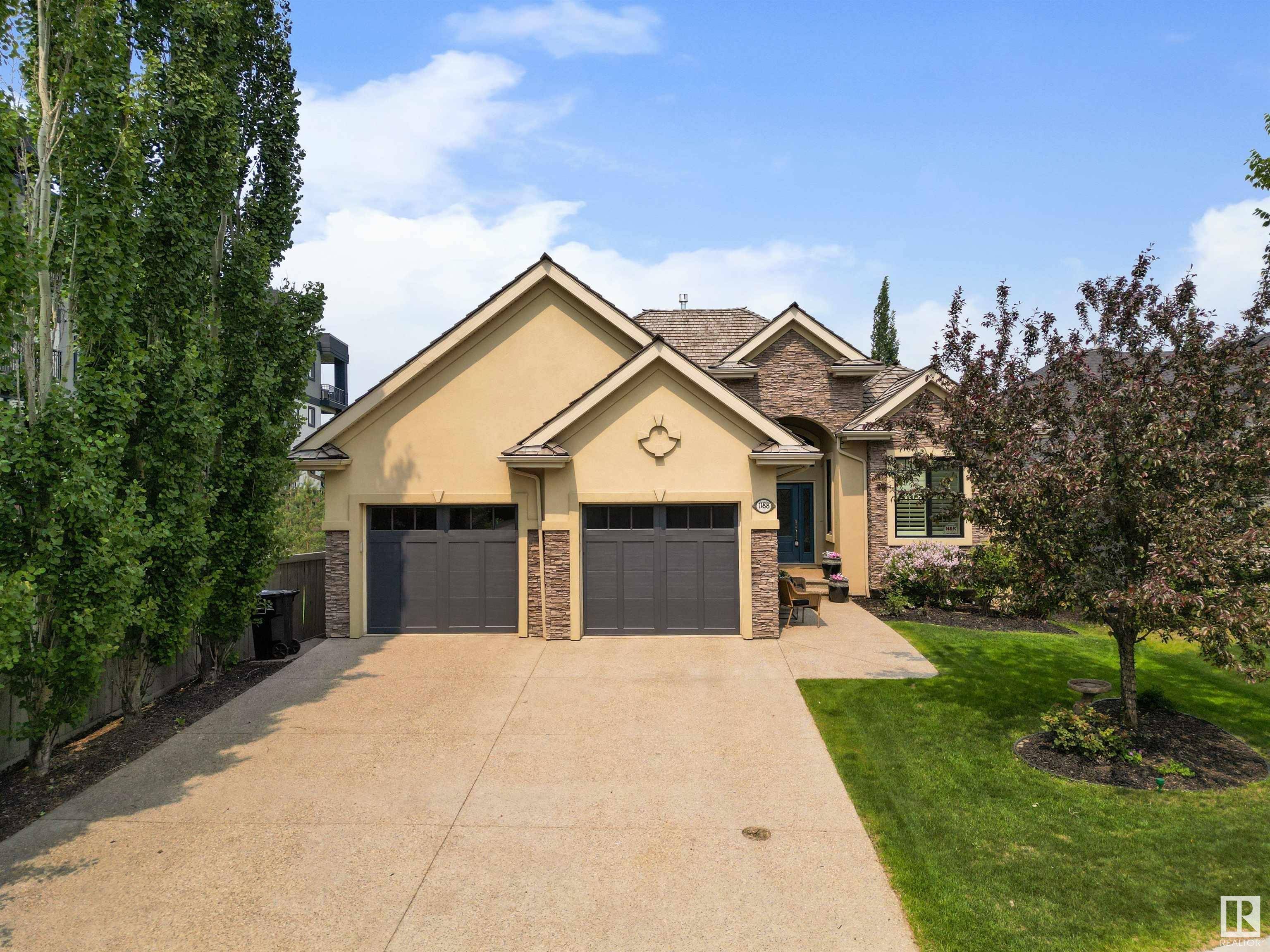 Edmonton, AB T6W 0V4,1188 ADAMSON DR SW