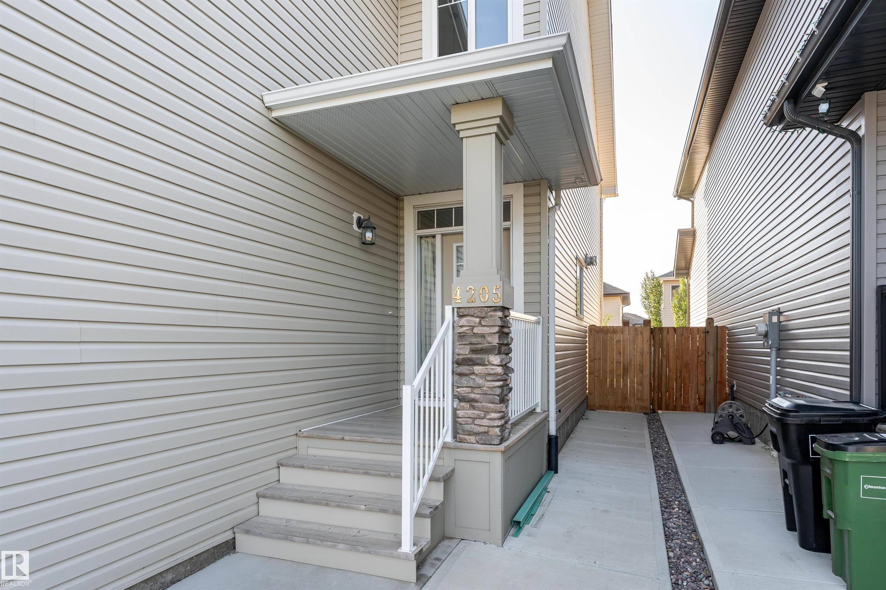 Edmonton, AB T5Y 0Z4,4205 171A AV NW
