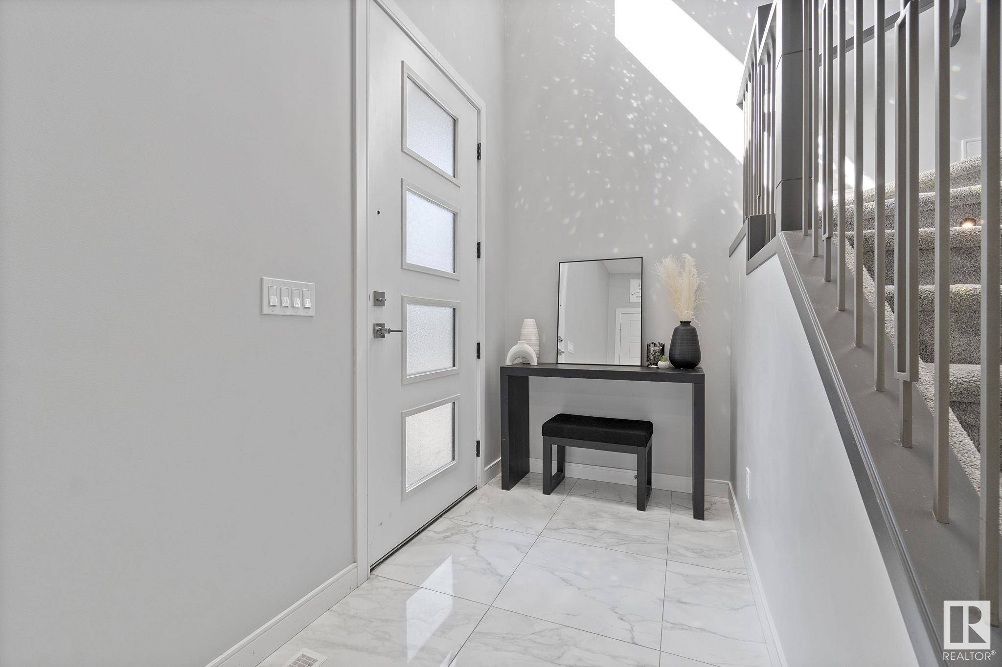 Edmonton, AB T6M 0Z1,1691 ENRIGHT WY NW