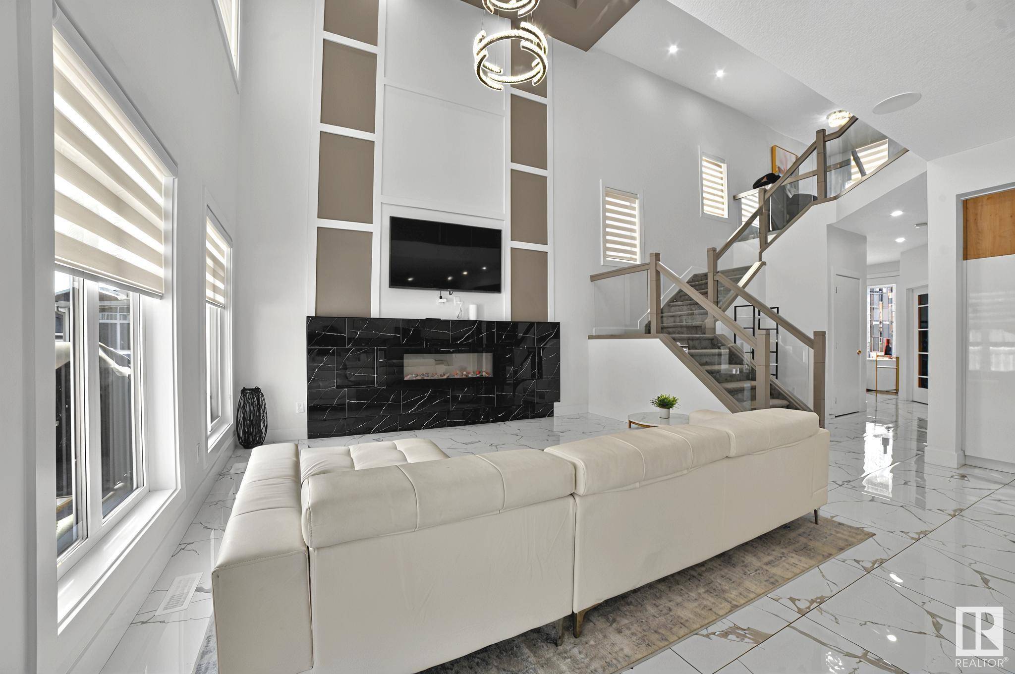 Edmonton, AB T5Y 3T4,15023 15 ST NW