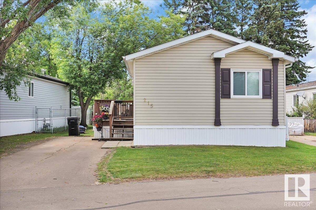 Edmonton, AB T5Y 4M2,215 Evergreen PA NW NW