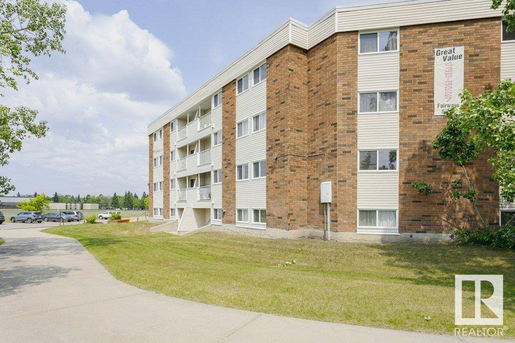 Edmonton, AB T6J 3V7,#67 11265 31 AV NW