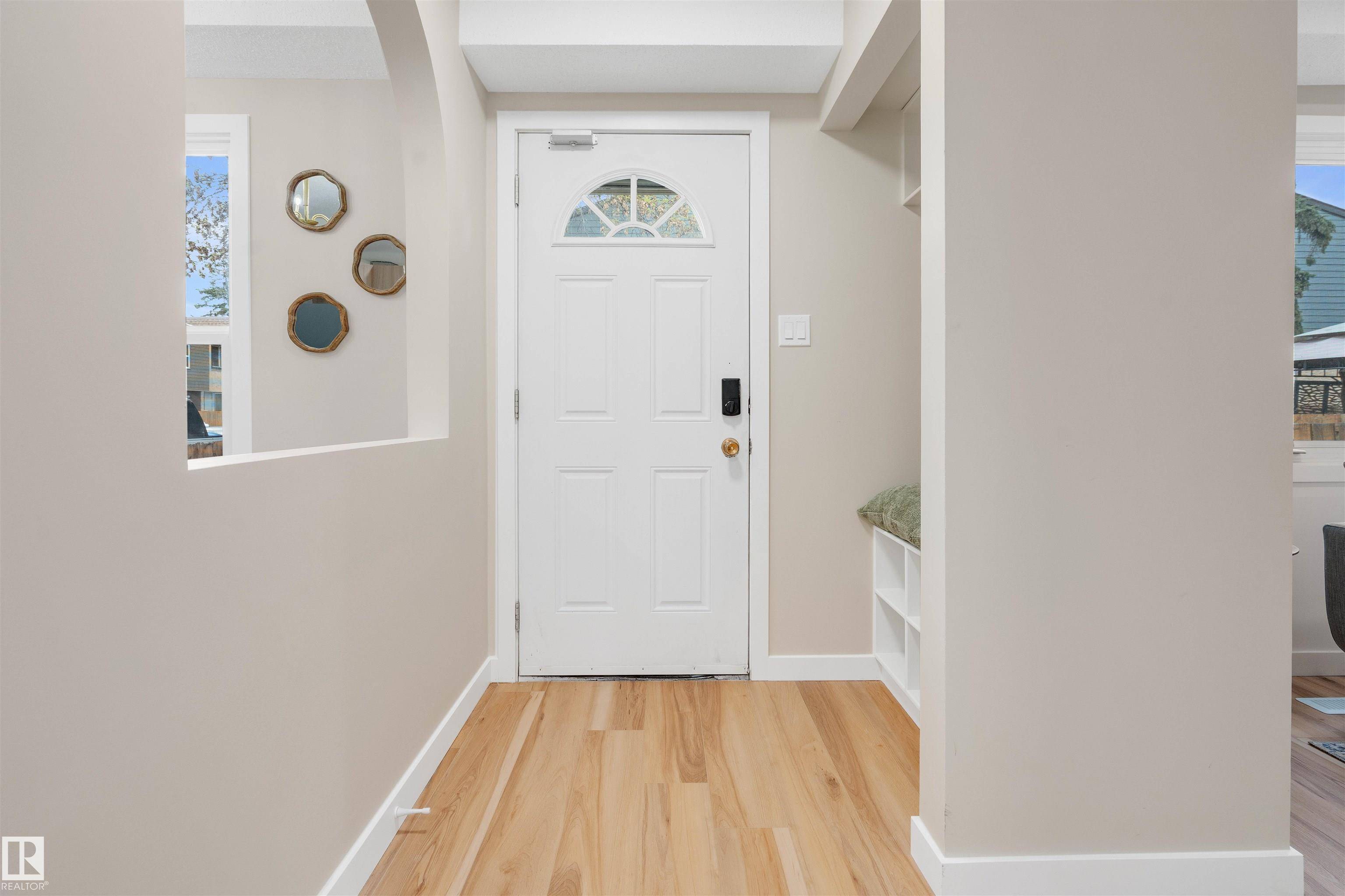 Edmonton, AB T5T 1Z4,62 WILLOWDALE PL NW