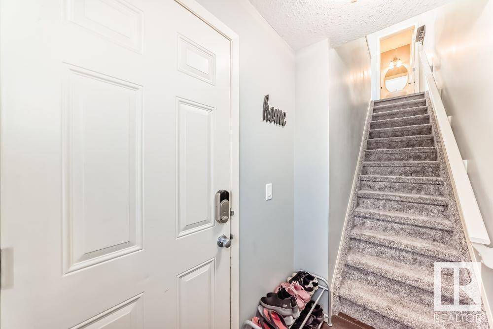 Edmonton, AB T6T 0N3,#22 3751 12 ST NW