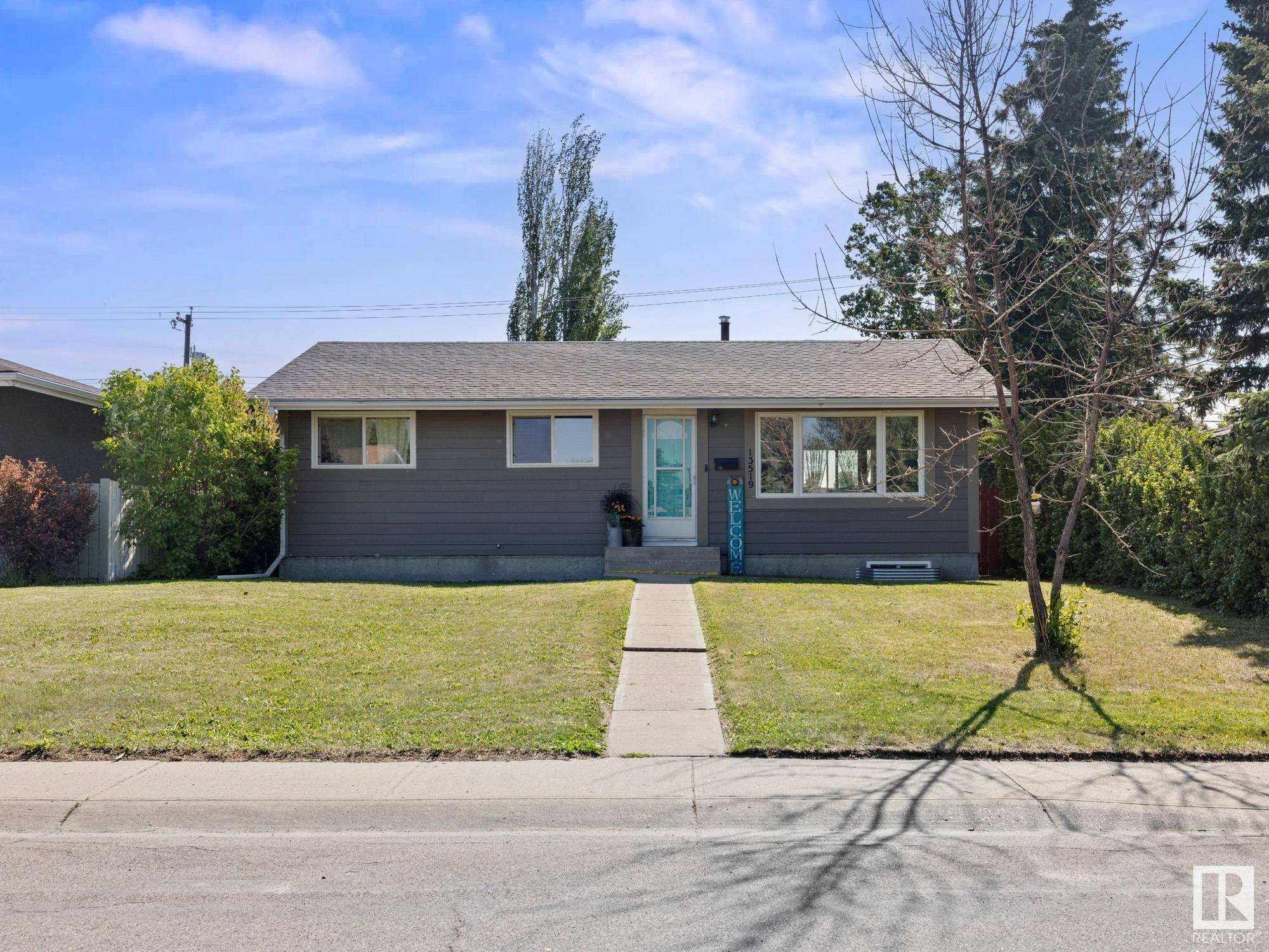 Edmonton, AB T5L 0R7,13519 124 ST NW