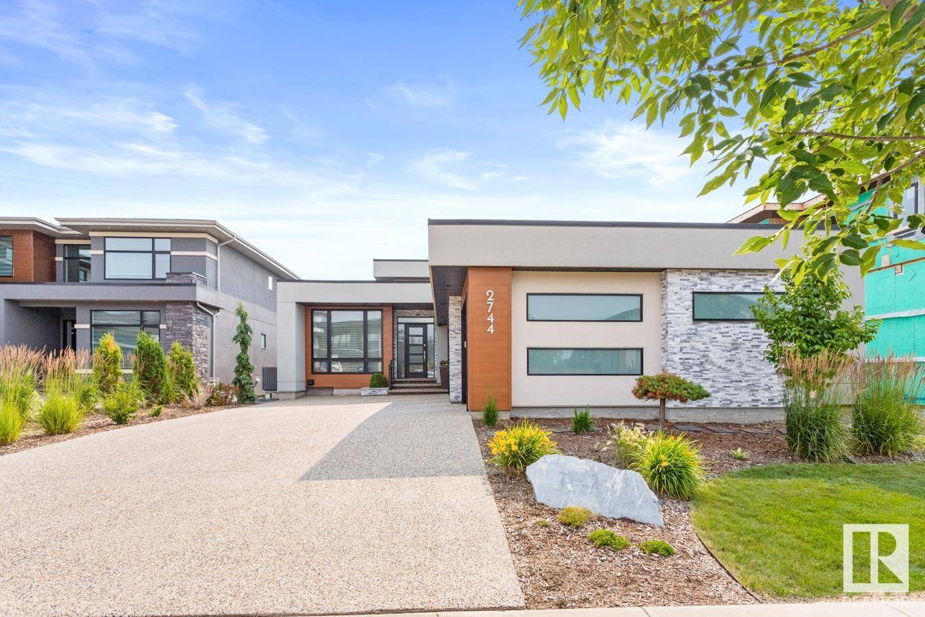 Edmonton, AB T6W 2M5,2744 WHEATON DR NW