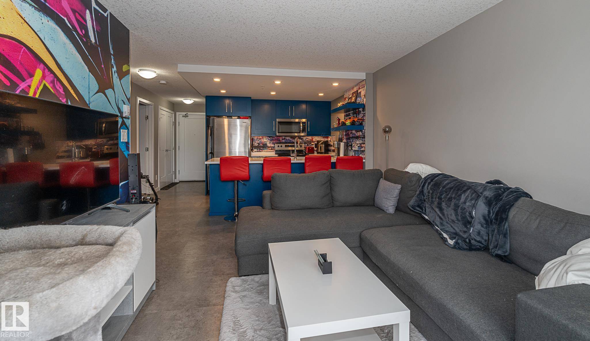 Edmonton, AB T5Z 0N9,#325 5504 SCHONSEE DR NW