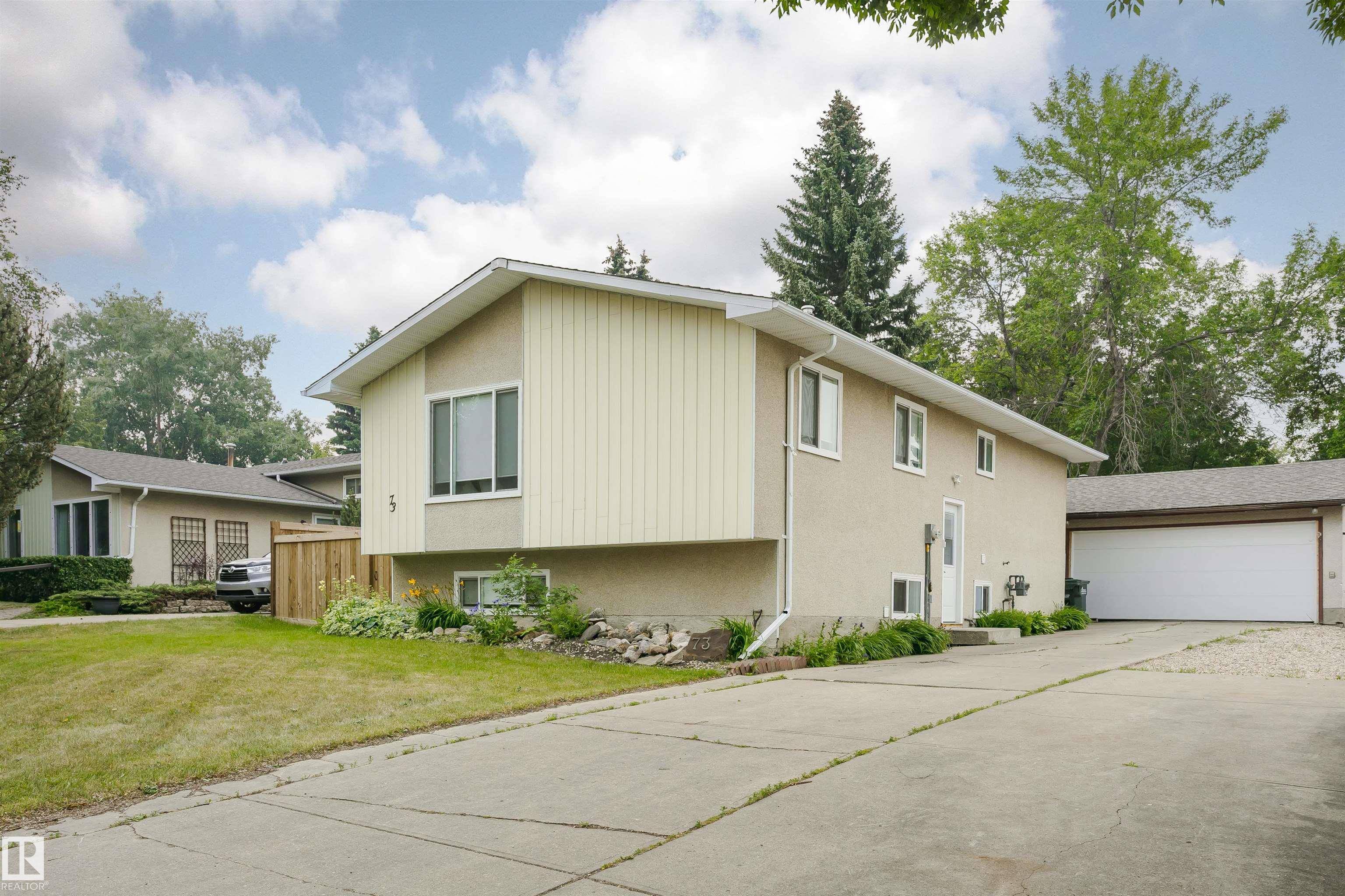 Sherwood Park, AB T0A 0M8,73 MERRYWOOD CR