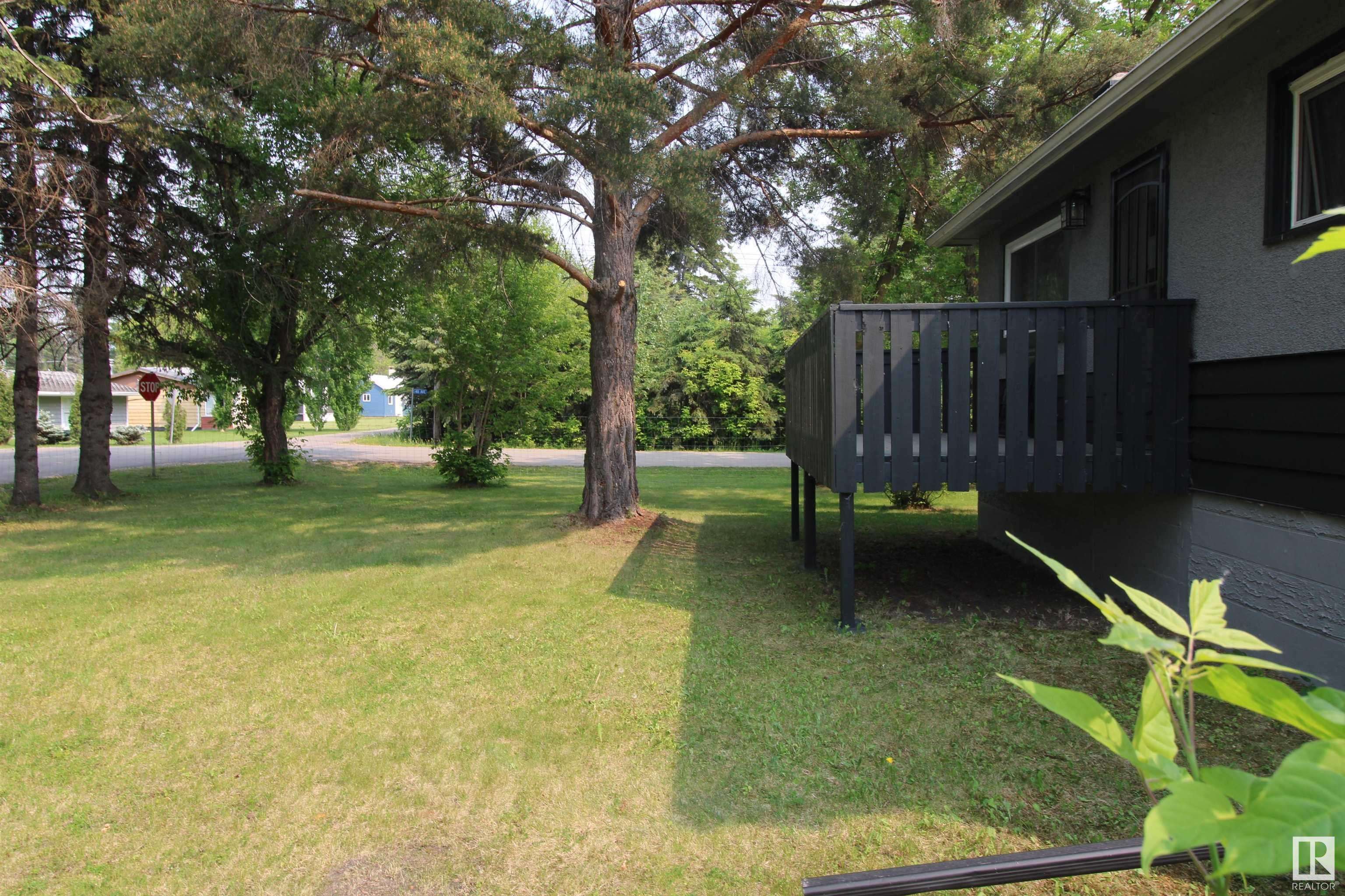 Rural Lac Ste. Anne County, AB T0E 0A0,4804 52