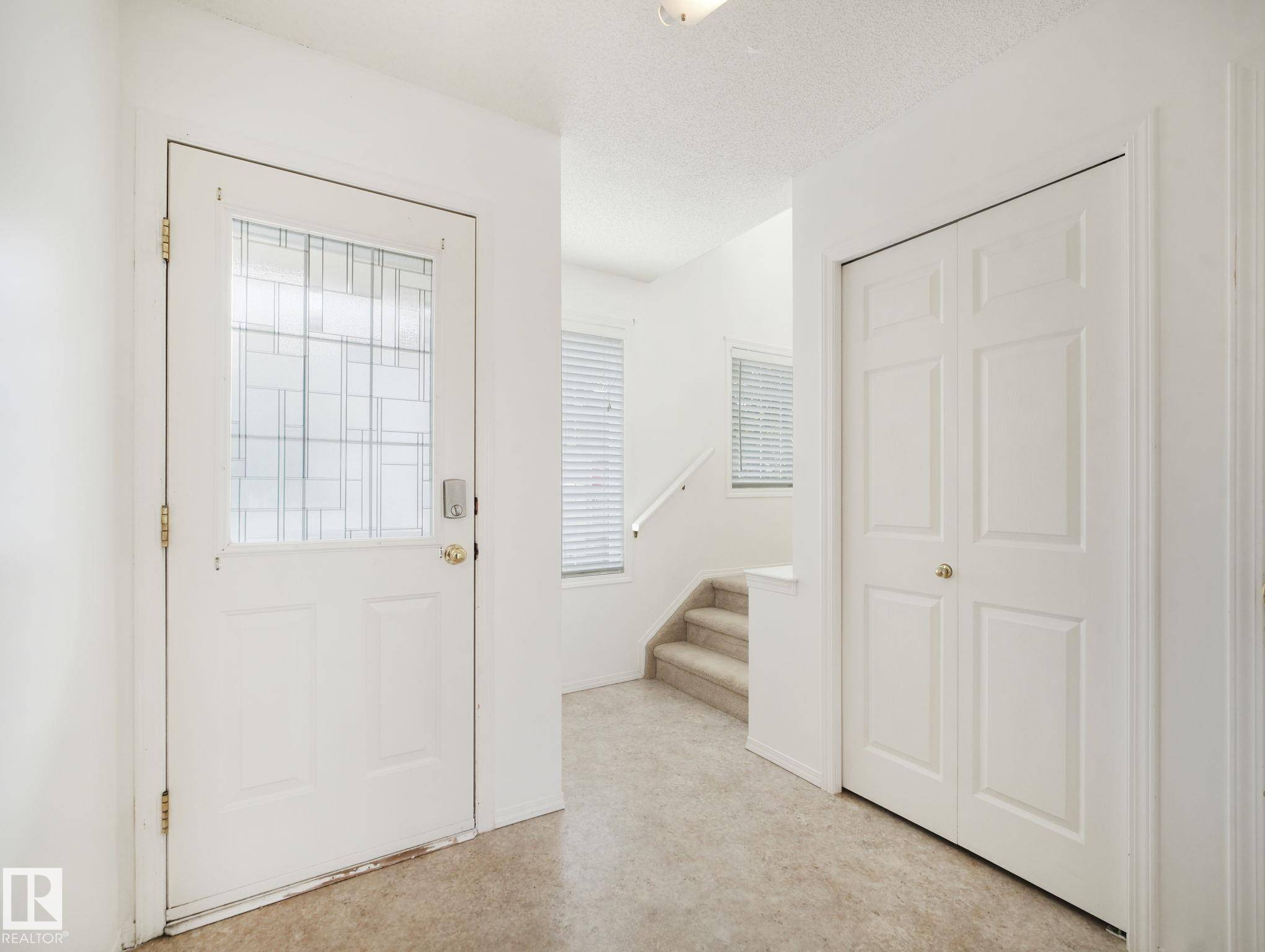 Edmonton, AB T5Y 3A4,#32 14803 Miller BV NW