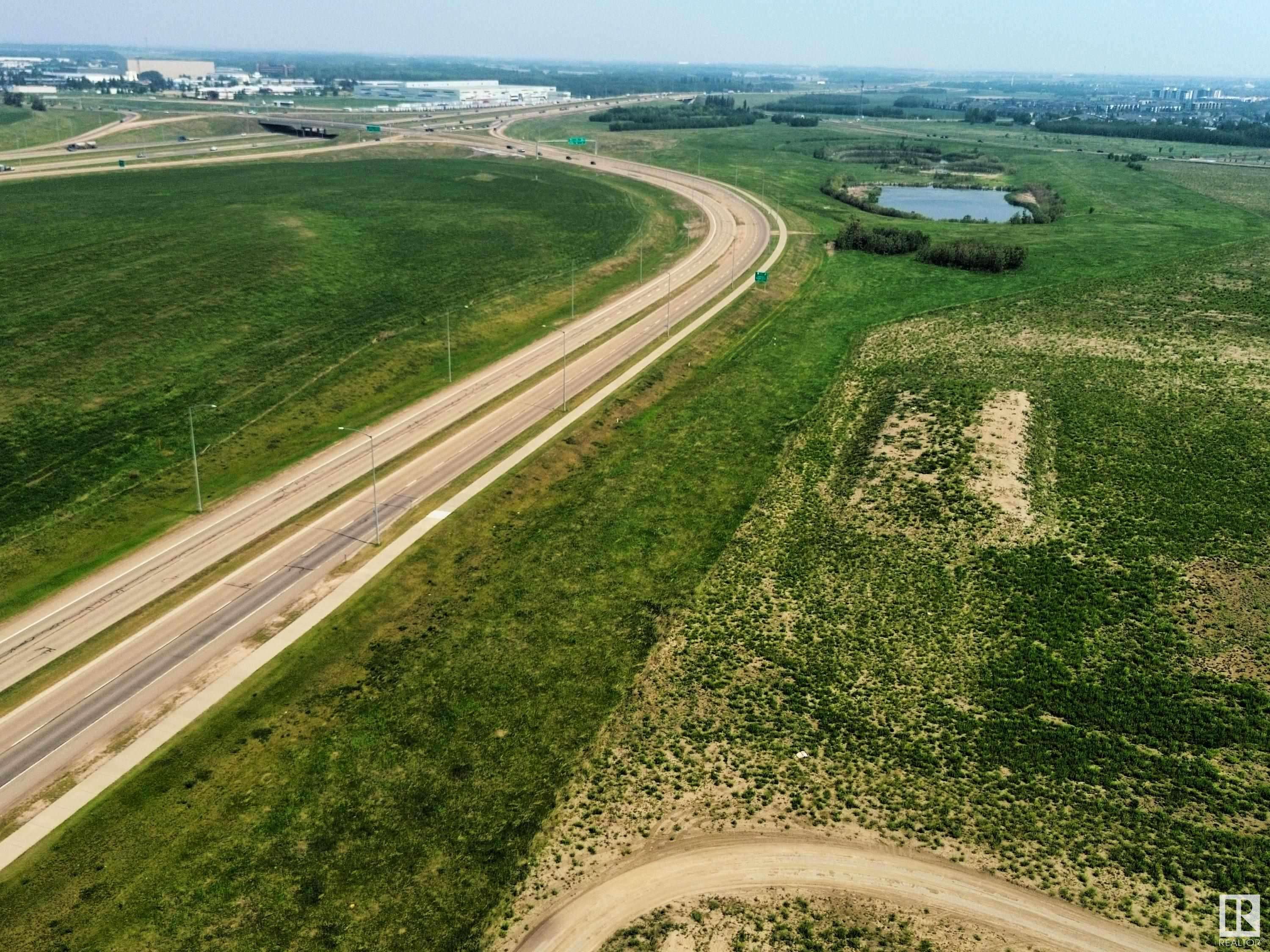 Edmonton, AB T6V 1H8,16003 Campbell Road NW NW