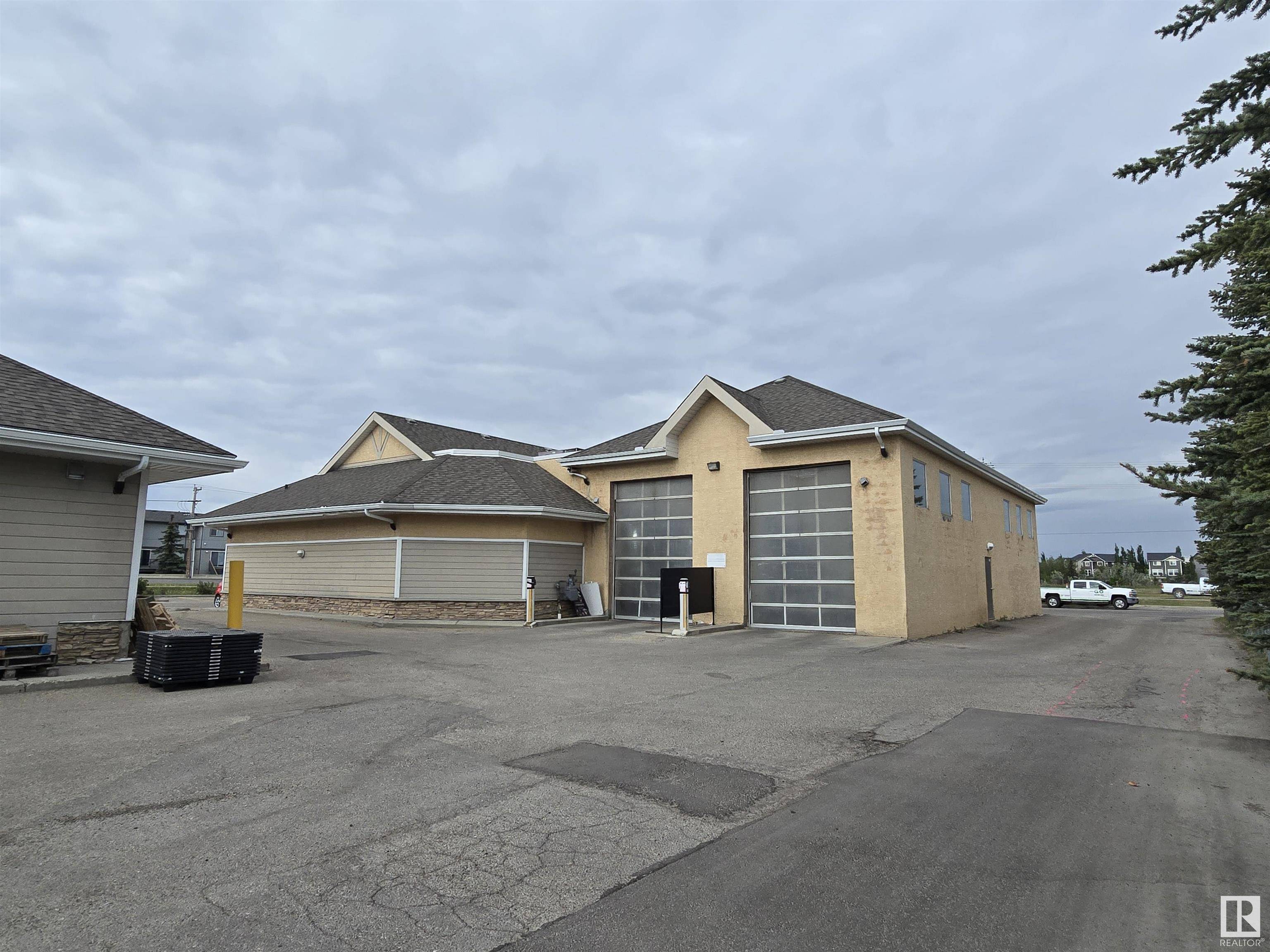 Airdrie, AB T4A 2G1,800 Veterans BV NW