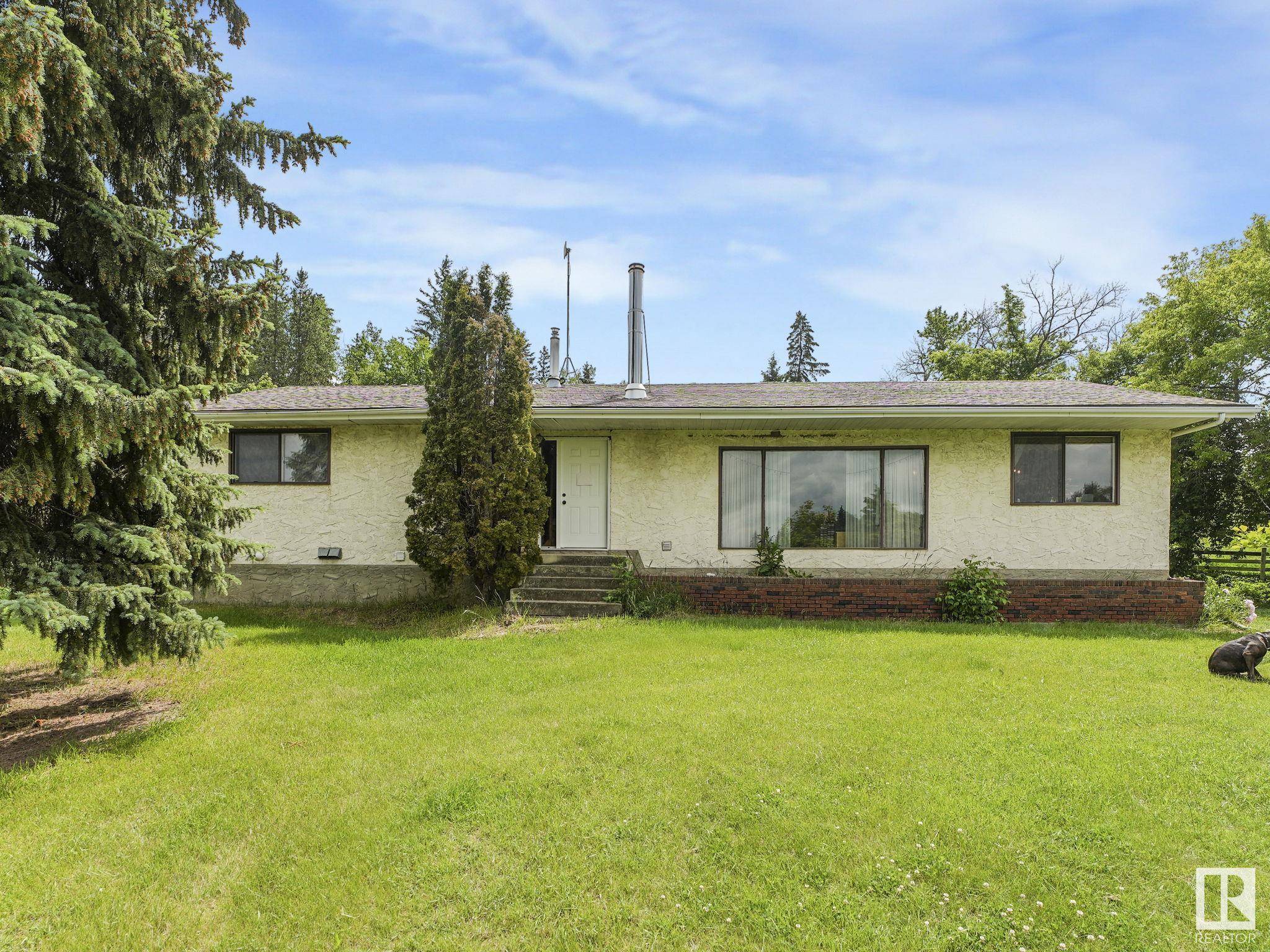 Rural Parkland County, AB T7X 1X5,51531 Highway 770