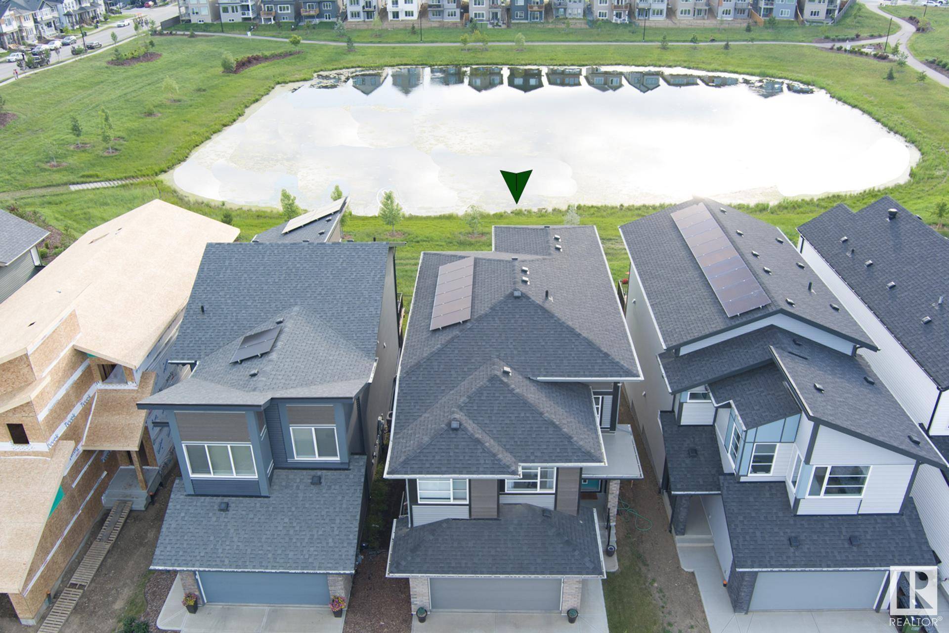 Edmonton, AB T6M 1P1,2532 206 ST NW