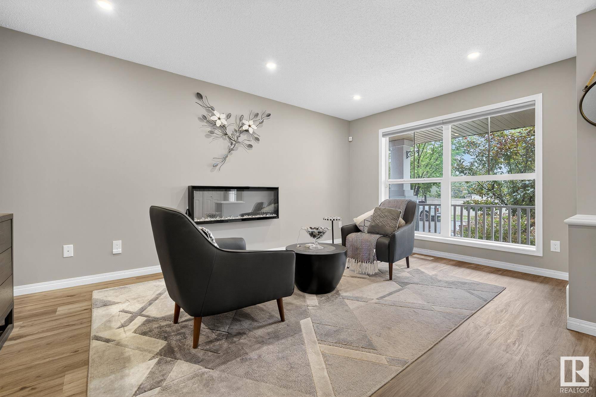 Edmonton, AB T6X 0X8,4113 ORCHARDS DR SW