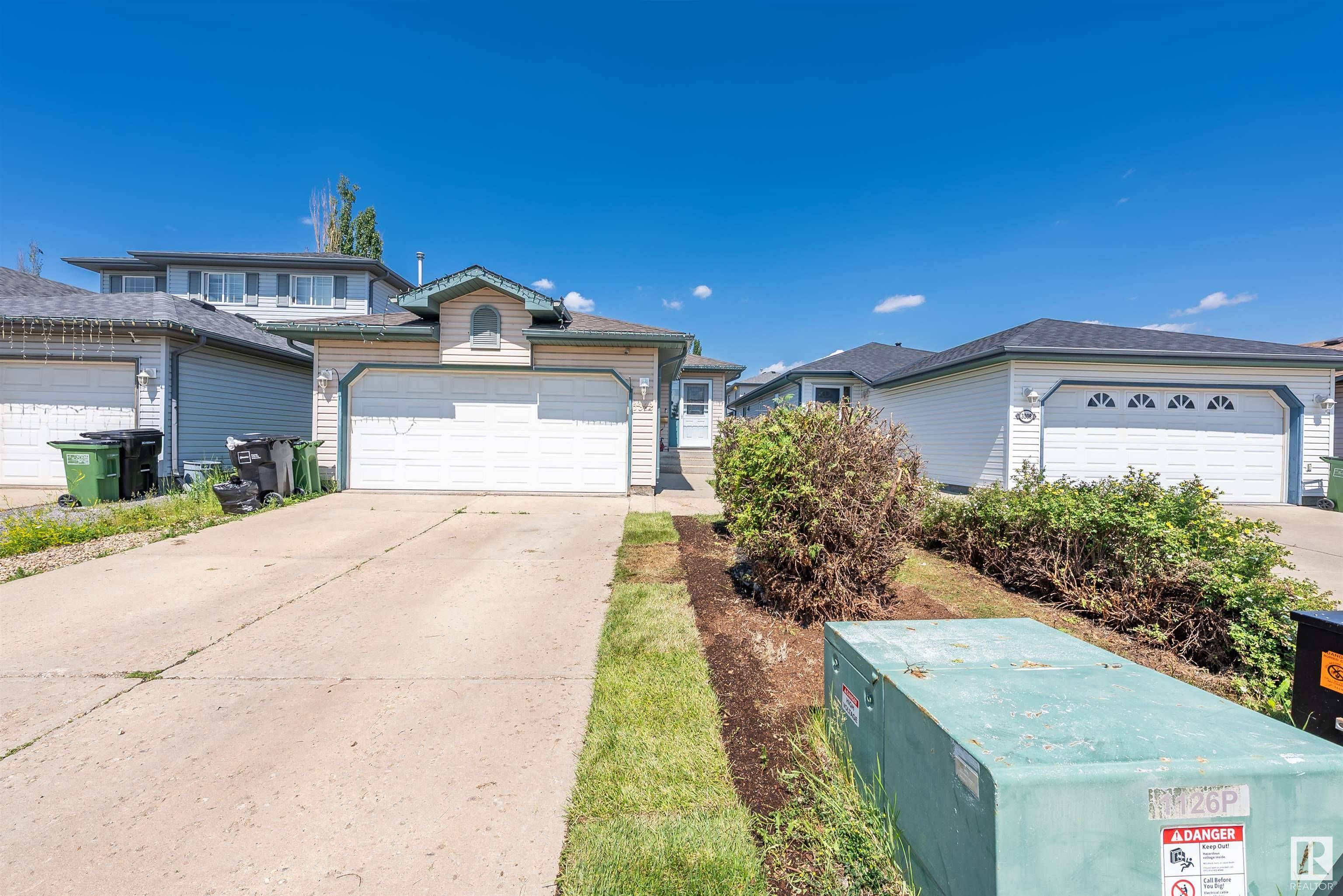 Edmonton, AB T6T 1P7,3312 27 AVE NW