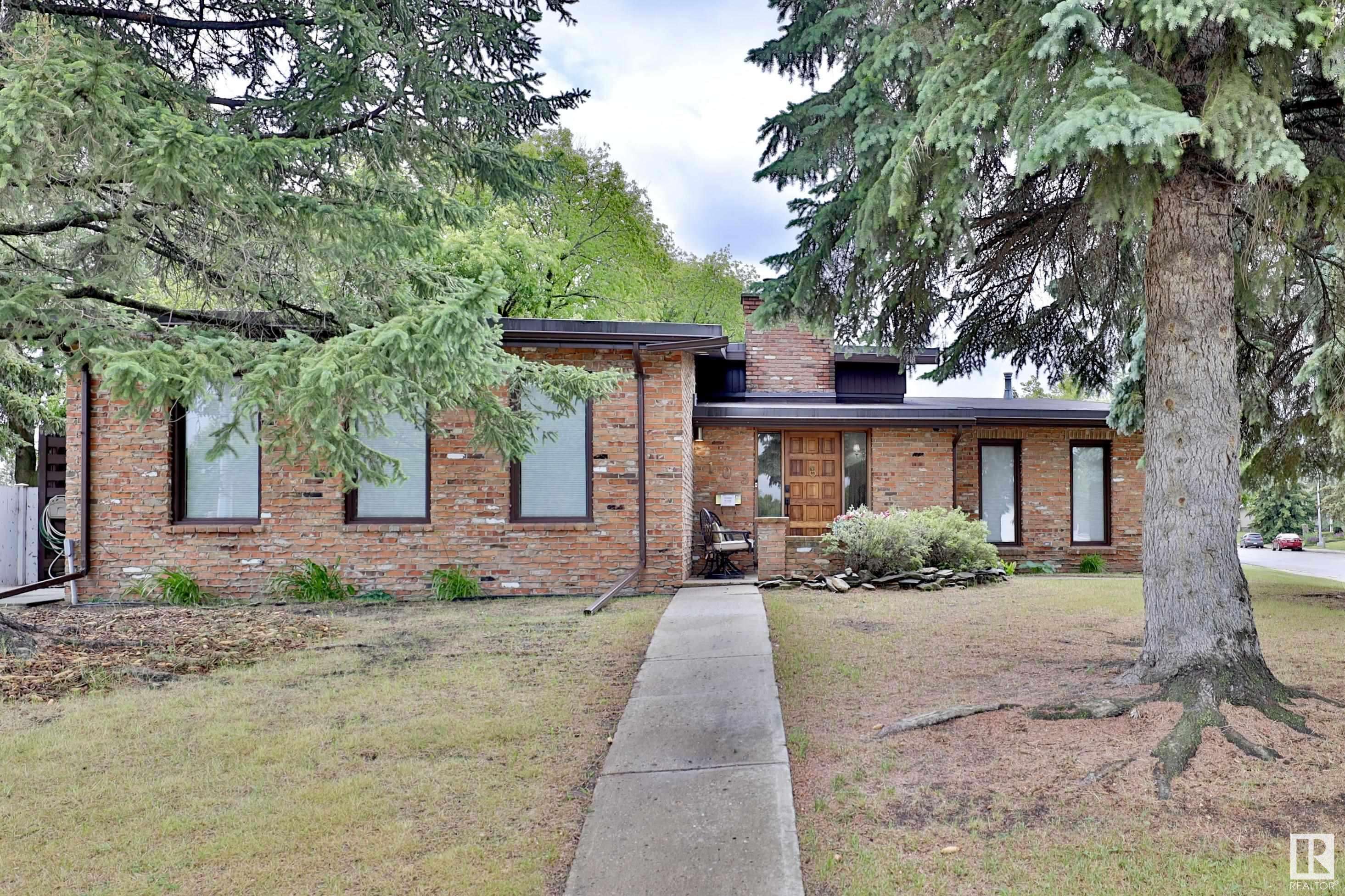 Wetaskiwin, AB T9A 2C9,103 EVERGREEN CR
