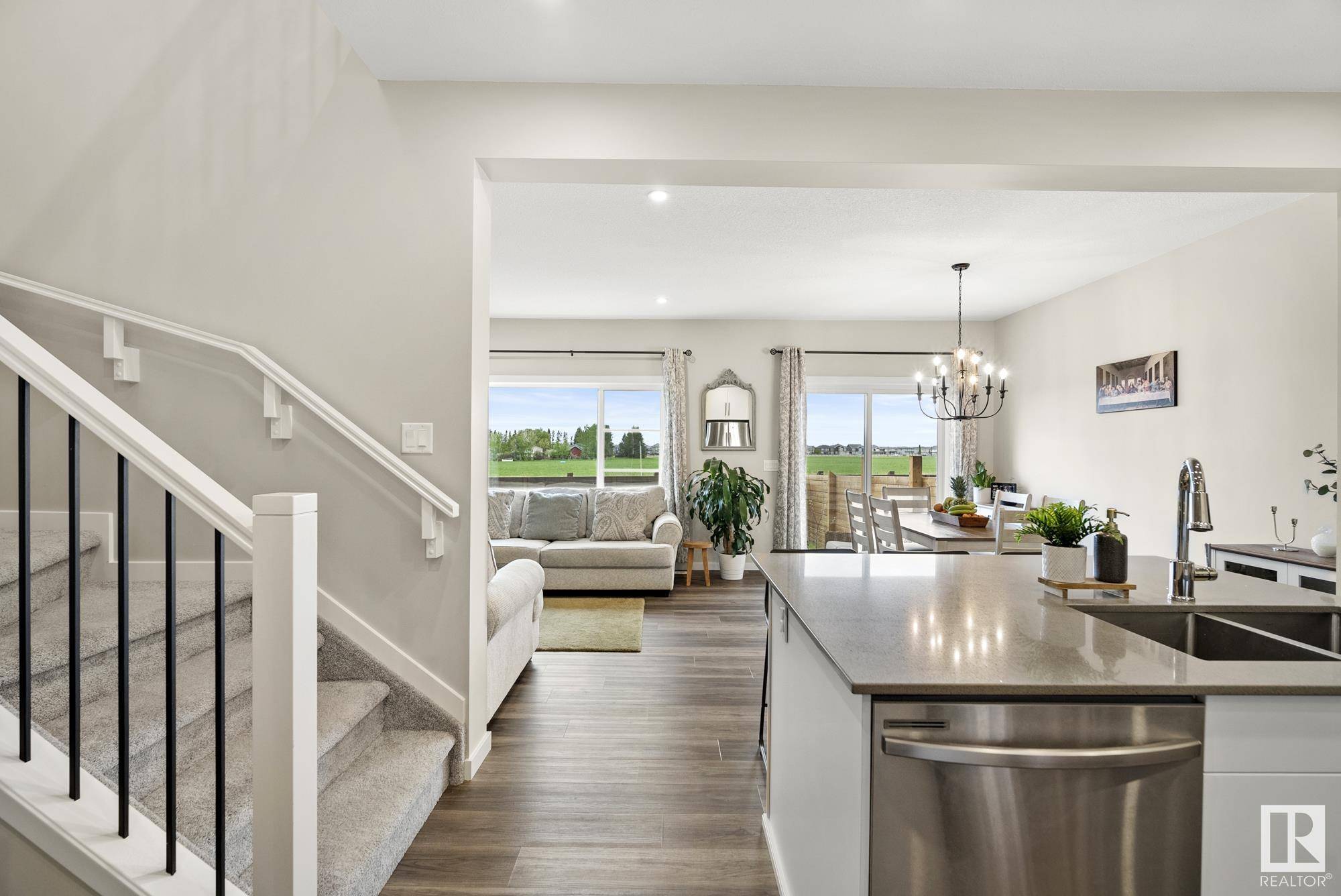 Edmonton, AB T6W 5B5,3269 KULAY WY SW