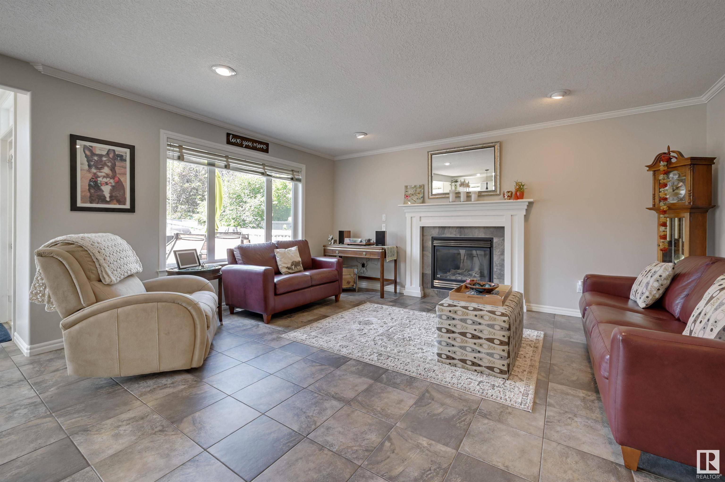 St. Albert, AB T8N 7C2,82 Kendall CR