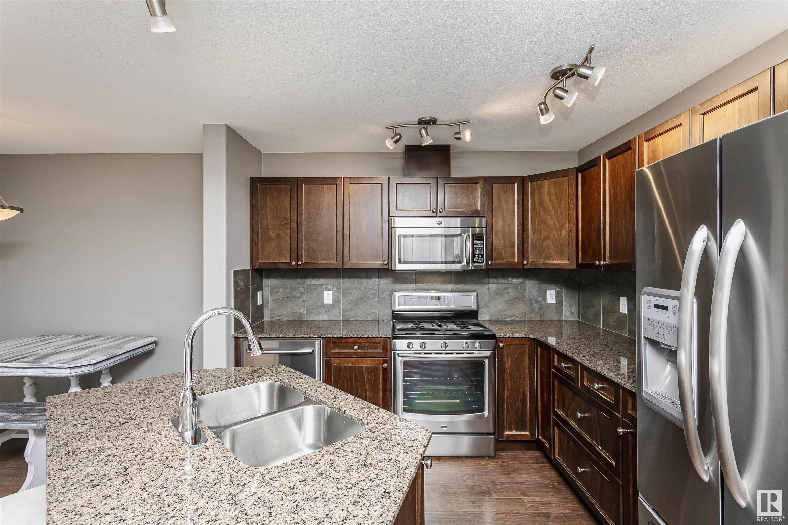 Leduc, AB T9E 0S3,#124 101 DEER VALLEY DR