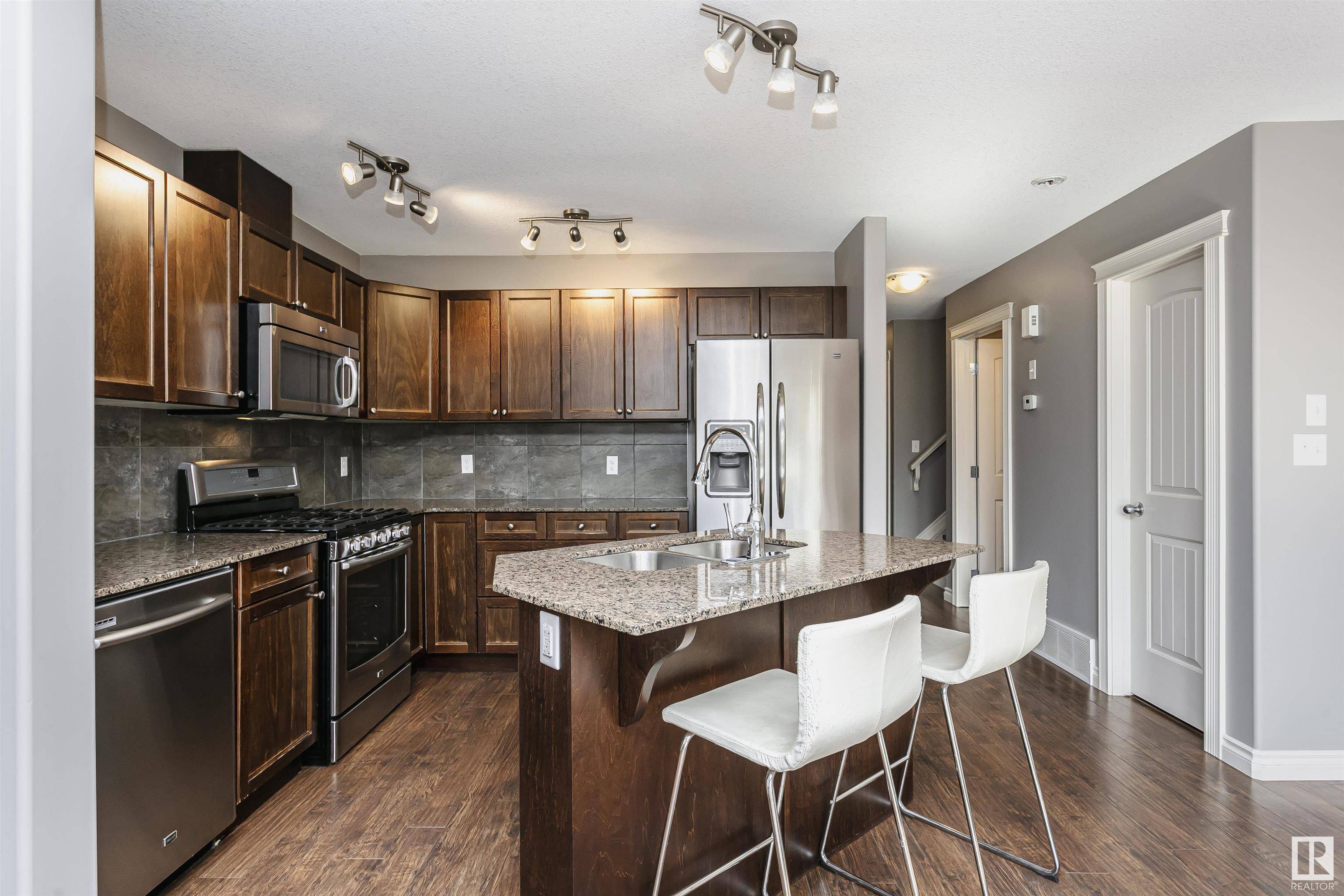 Leduc, AB T9E 0S3,#124 101 DEER VALLEY DR