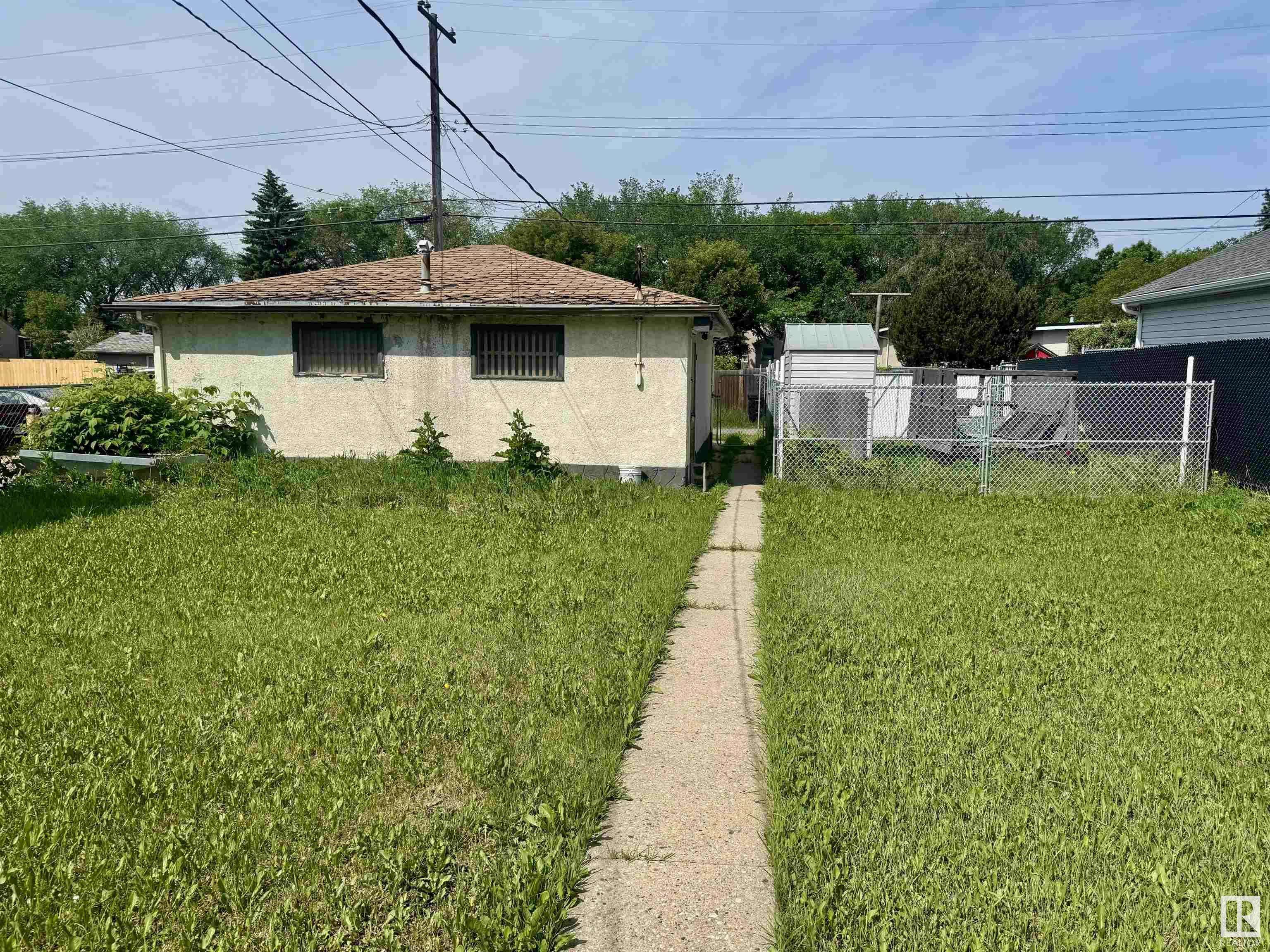 Edmonton, AB T5B 2X2,12312 82 ST NW