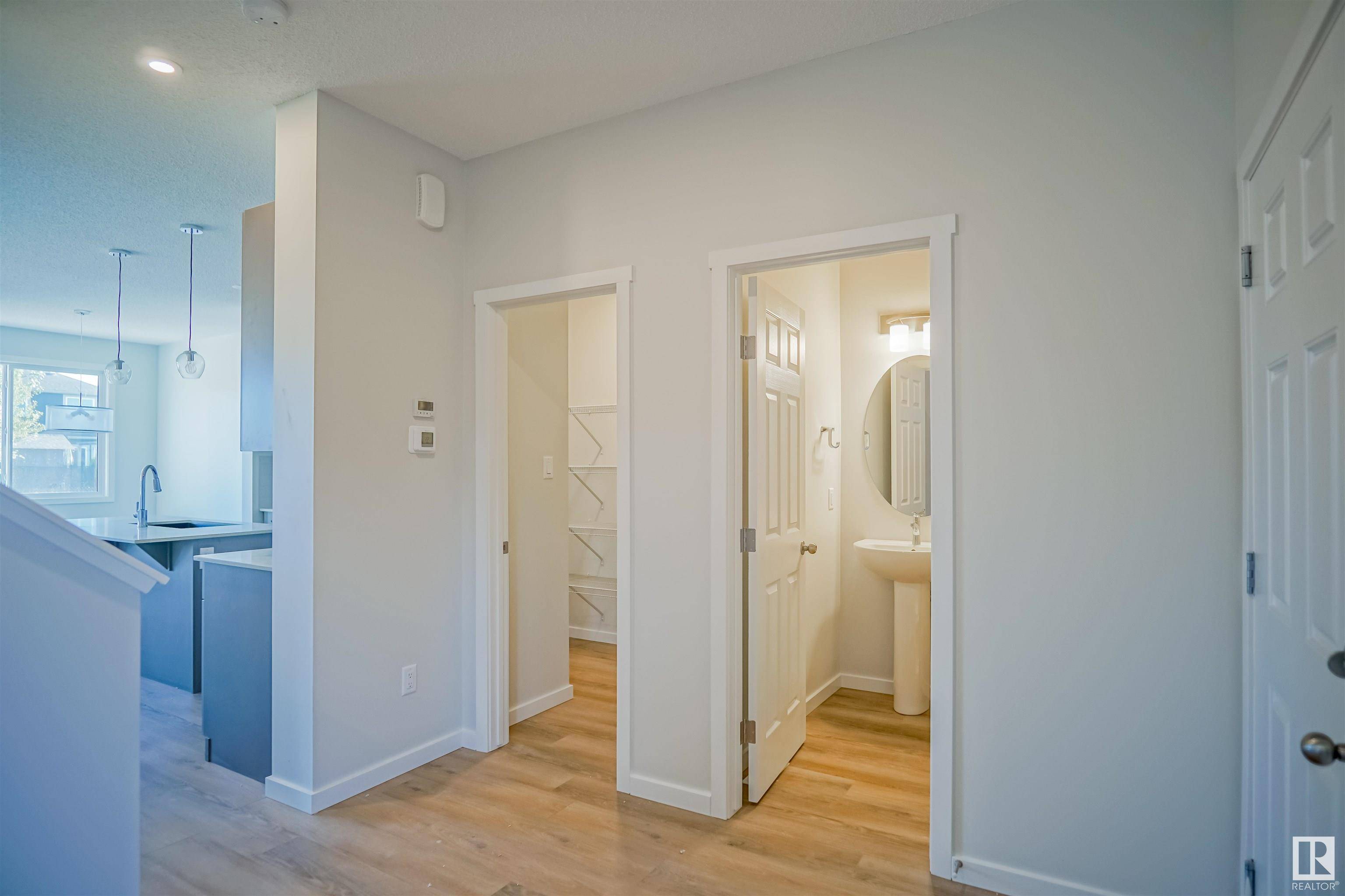 Edmonton, AB T5Z 0L8,18130 73A ST NW