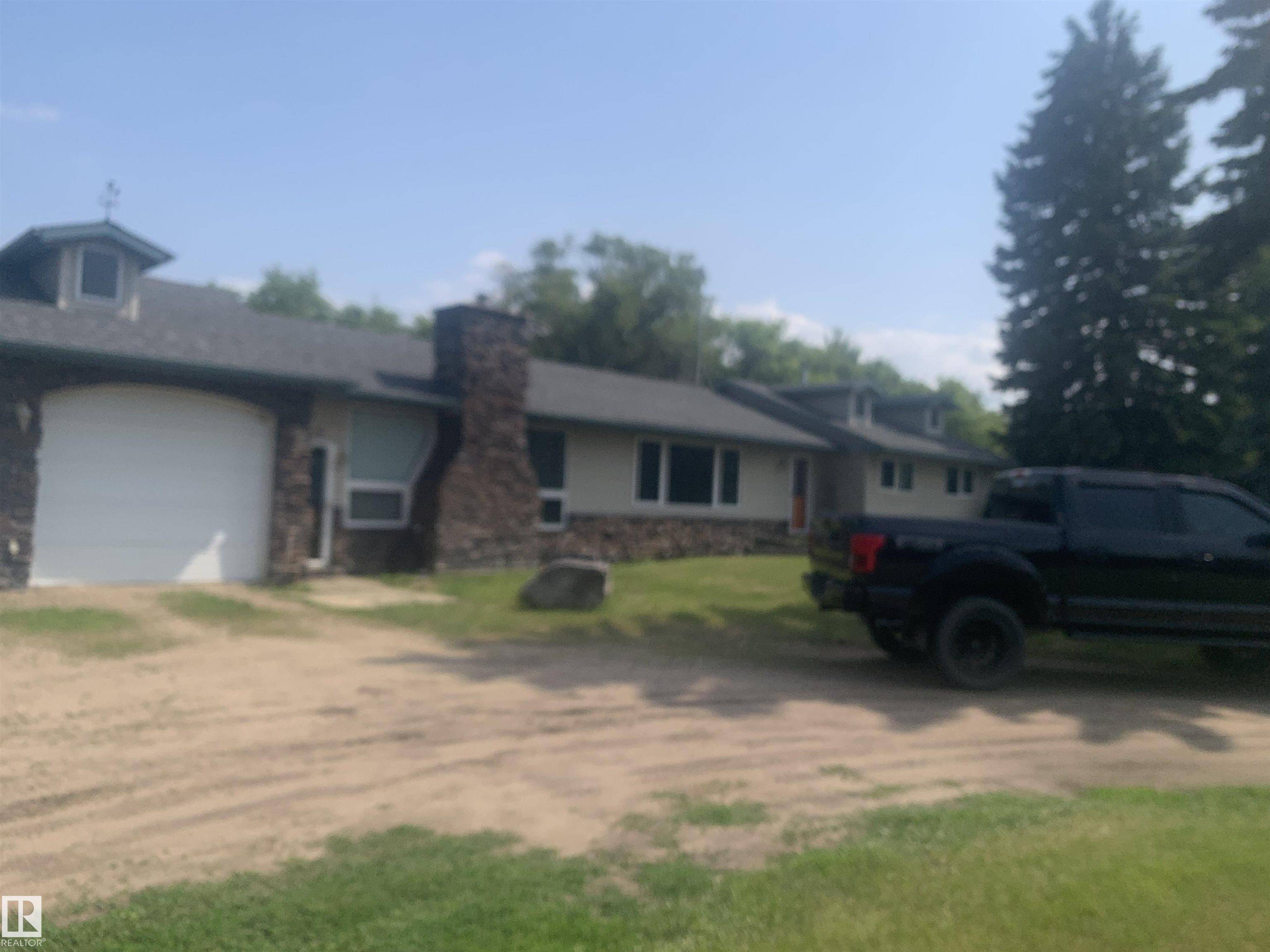 Edmonton, AB T5Y 6K2,18403 25 ST NE