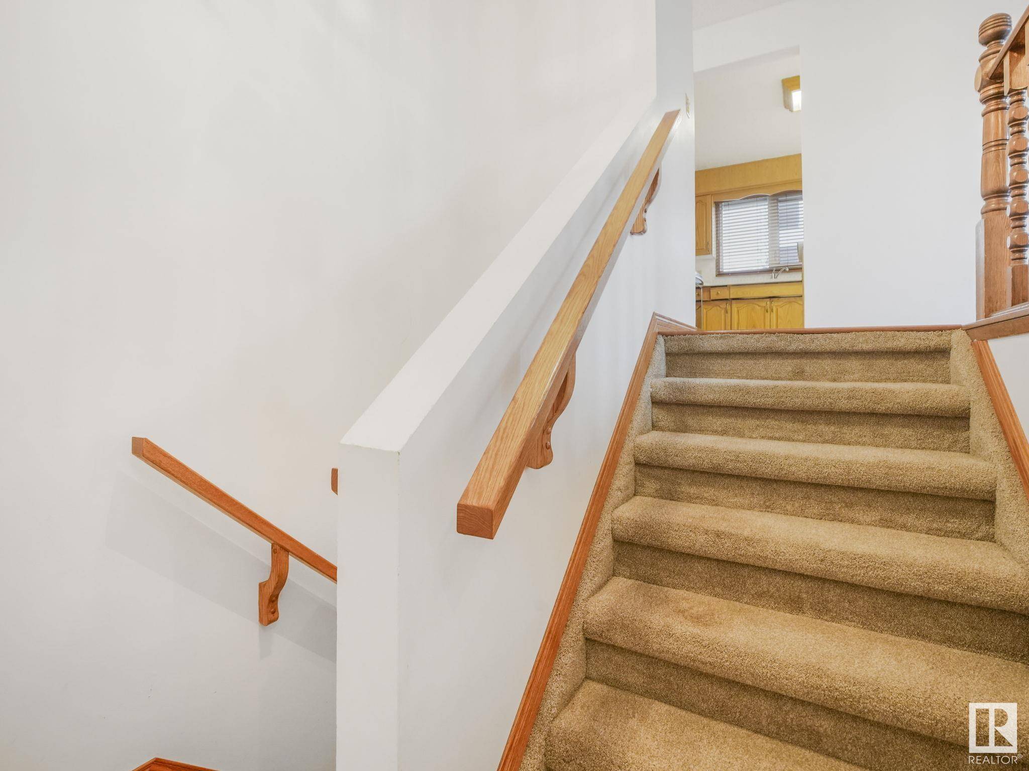 Edmonton, AB T5X 1W9,16512 109 ST NW