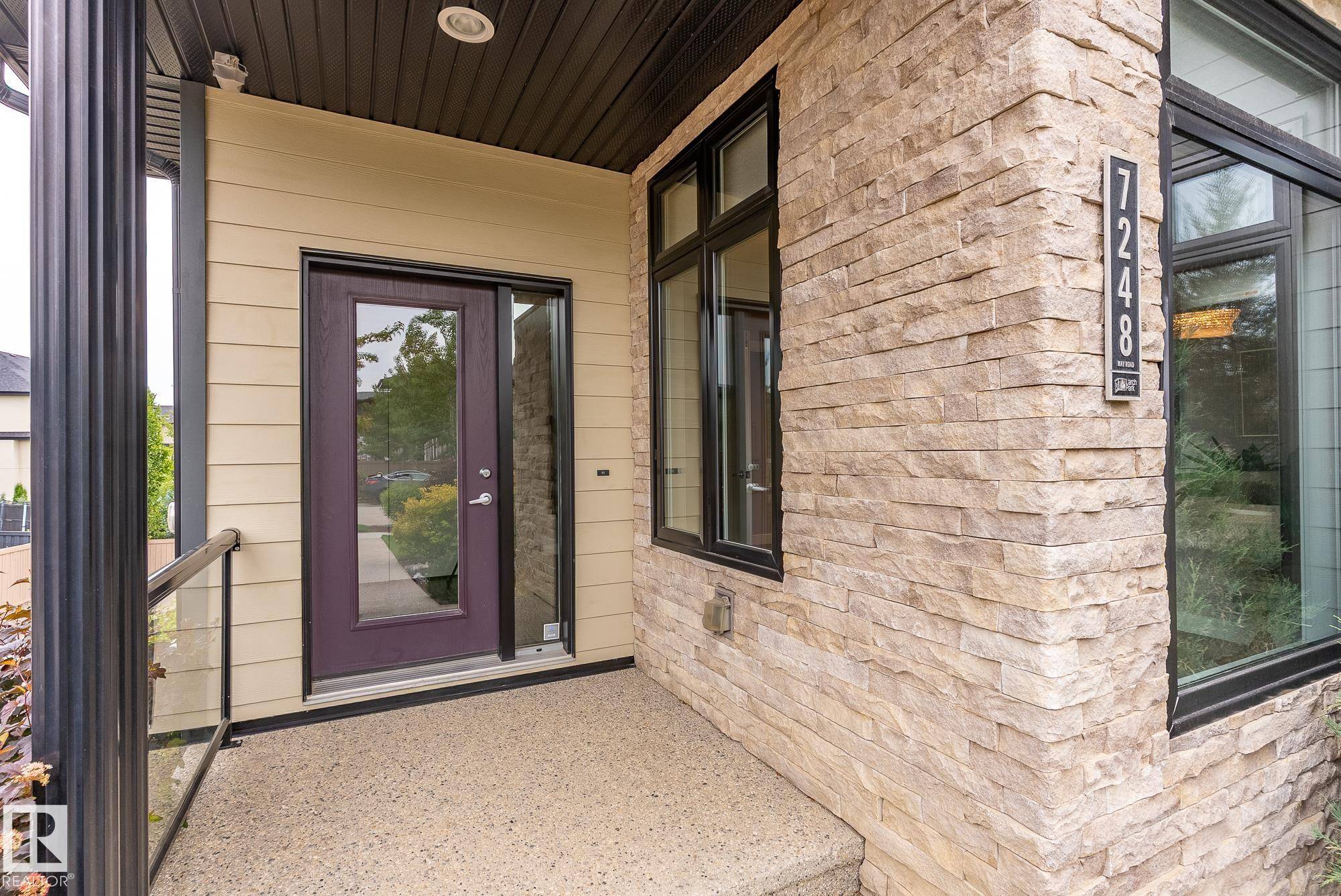 Edmonton, AB T6R 0T2,7248 MAY RD NW