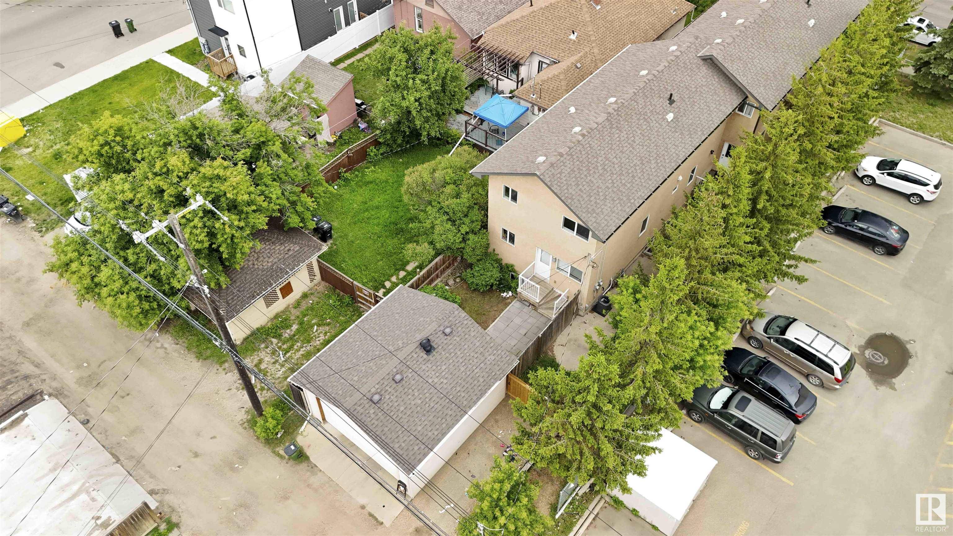 Edmonton, AB T5G 1X5,11438 97 ST NW