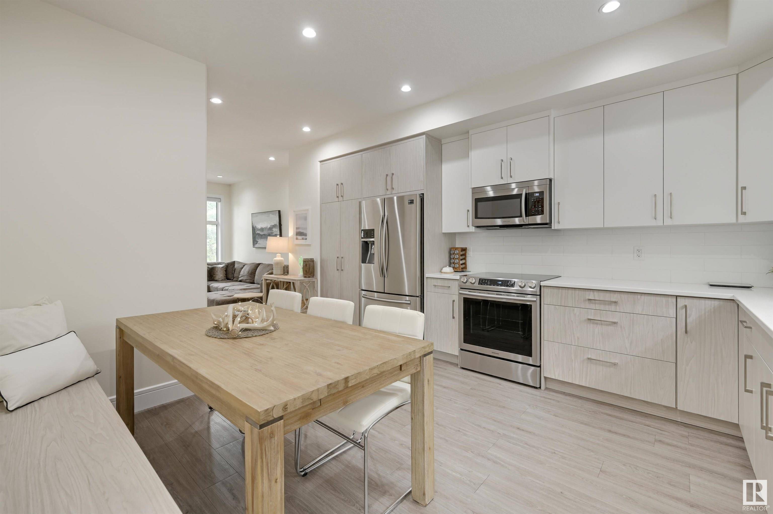 Edmonton, AB T5P 1L8,14916 108 AV NW