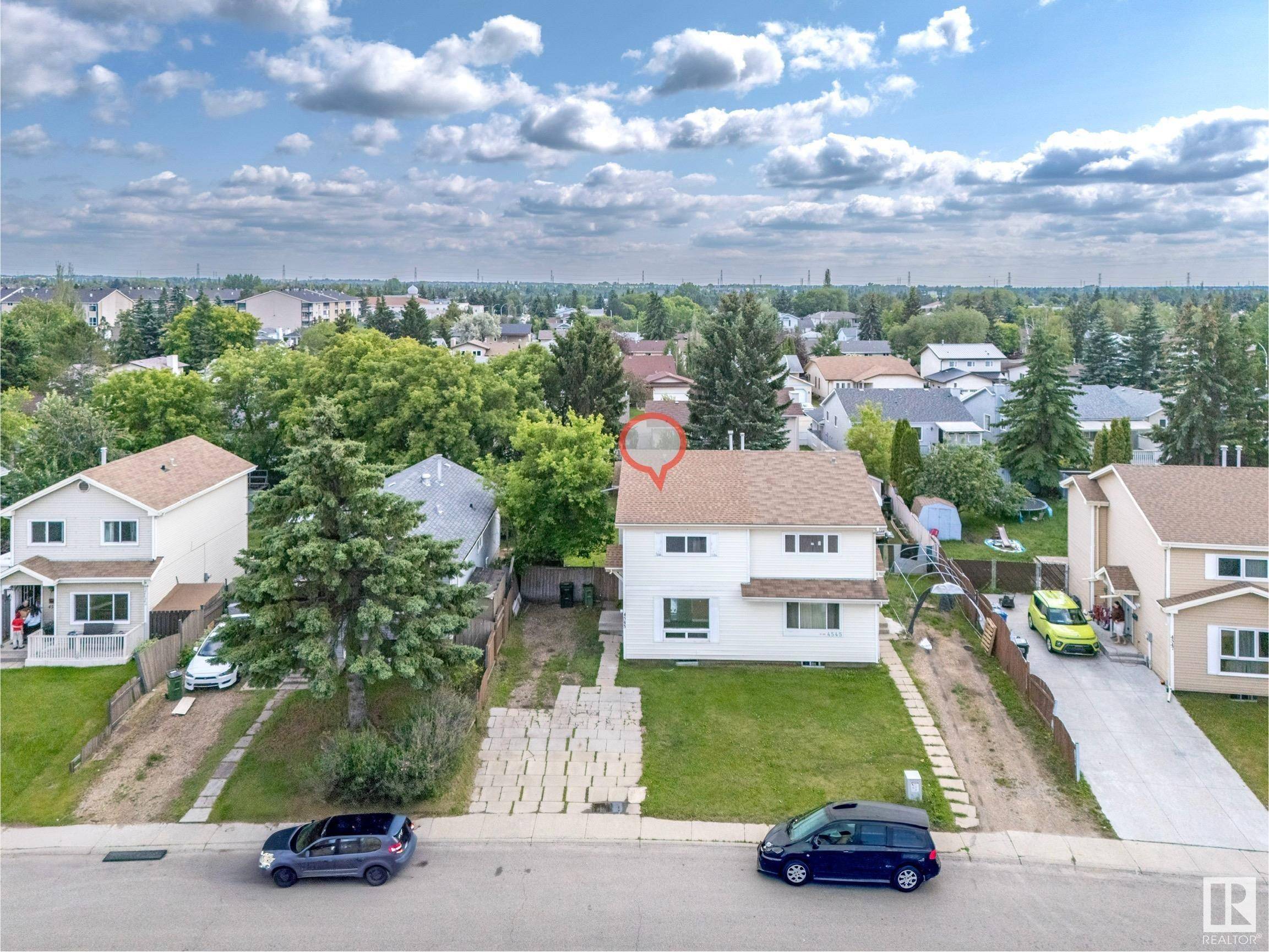 Edmonton, AB T6L 6C3,4543 32 Avenue NW