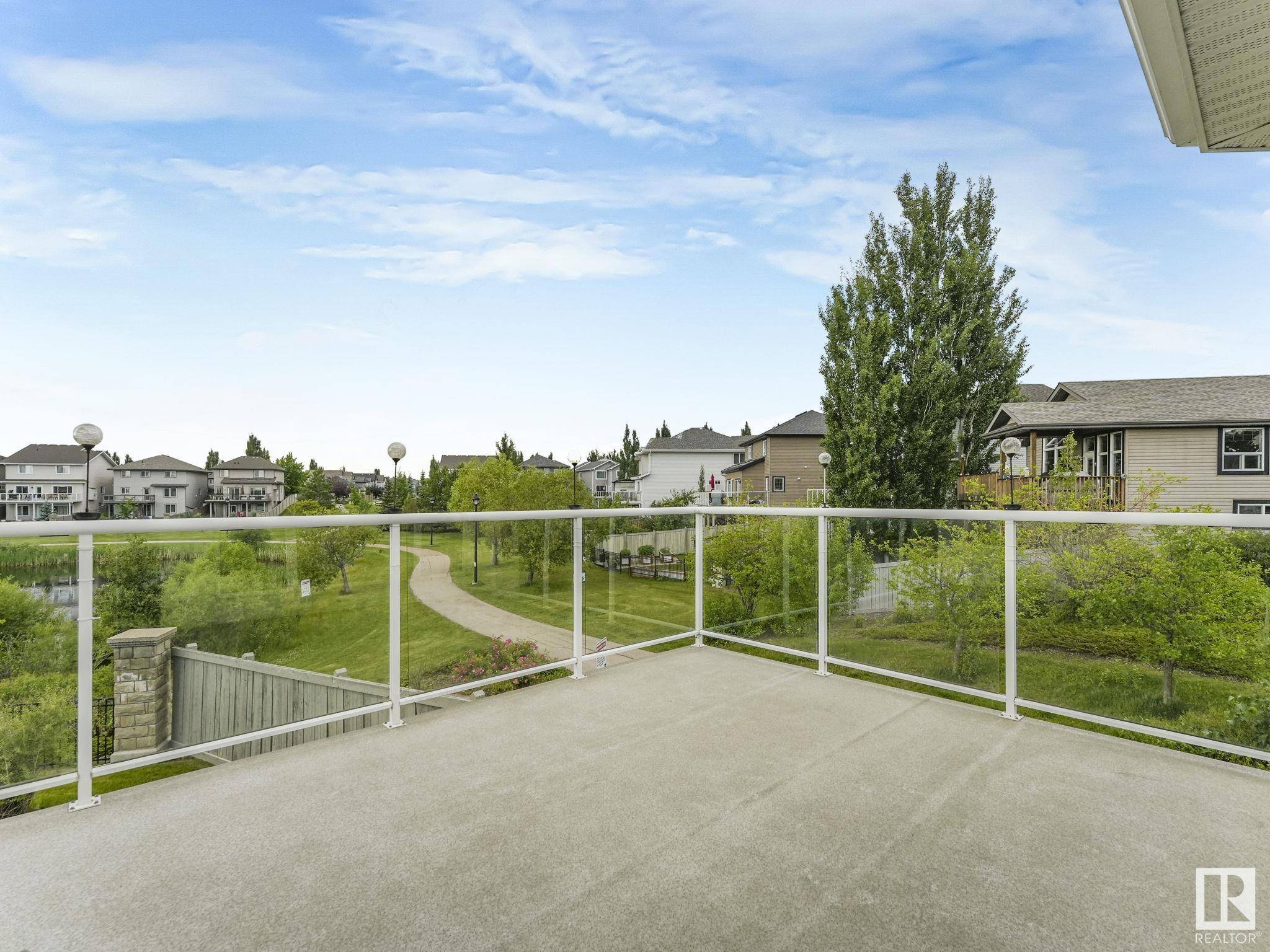 Edmonton, AB T6R 0G2,6604 Sandin Cove NW