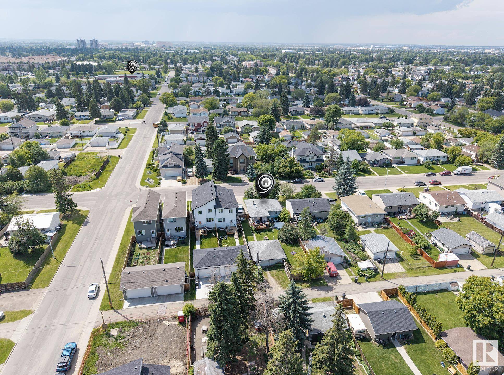Edmonton, AB T5R 1J5,9111 151 ST NW