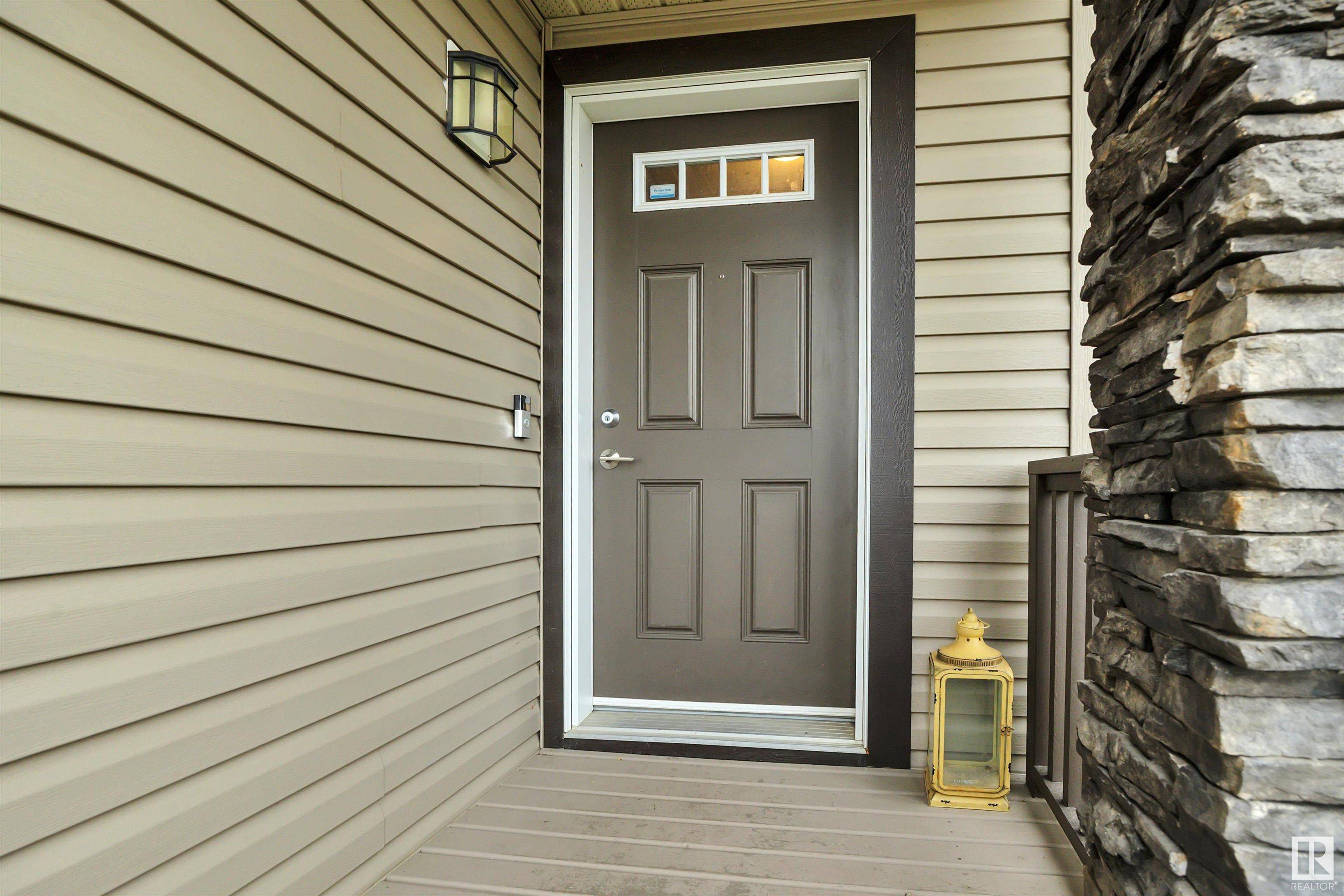 Edmonton, AB T6W 0M7,17245 8A AV SW
