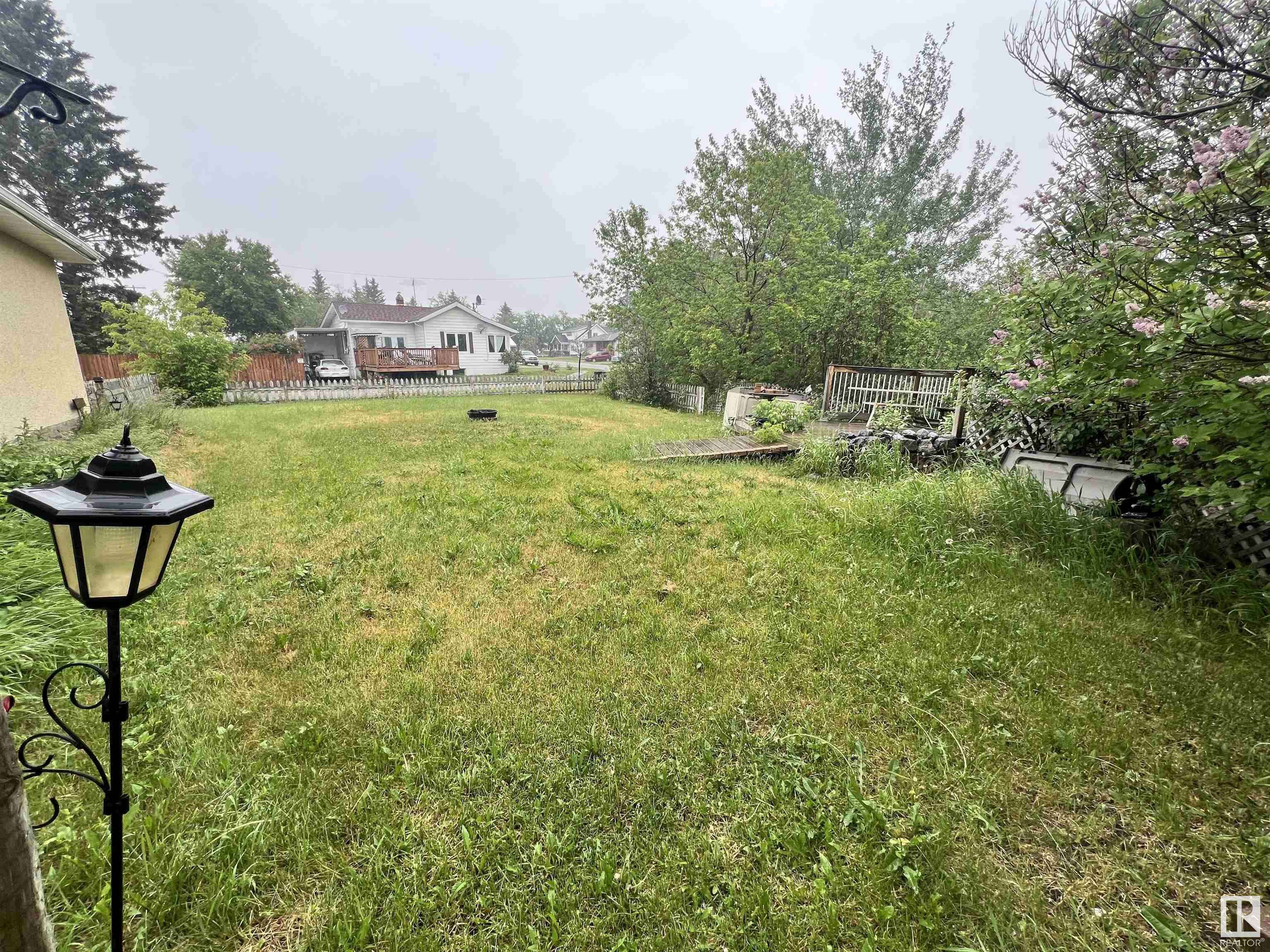 Waskatenau, AB T0A 3P0,4803 50B AV