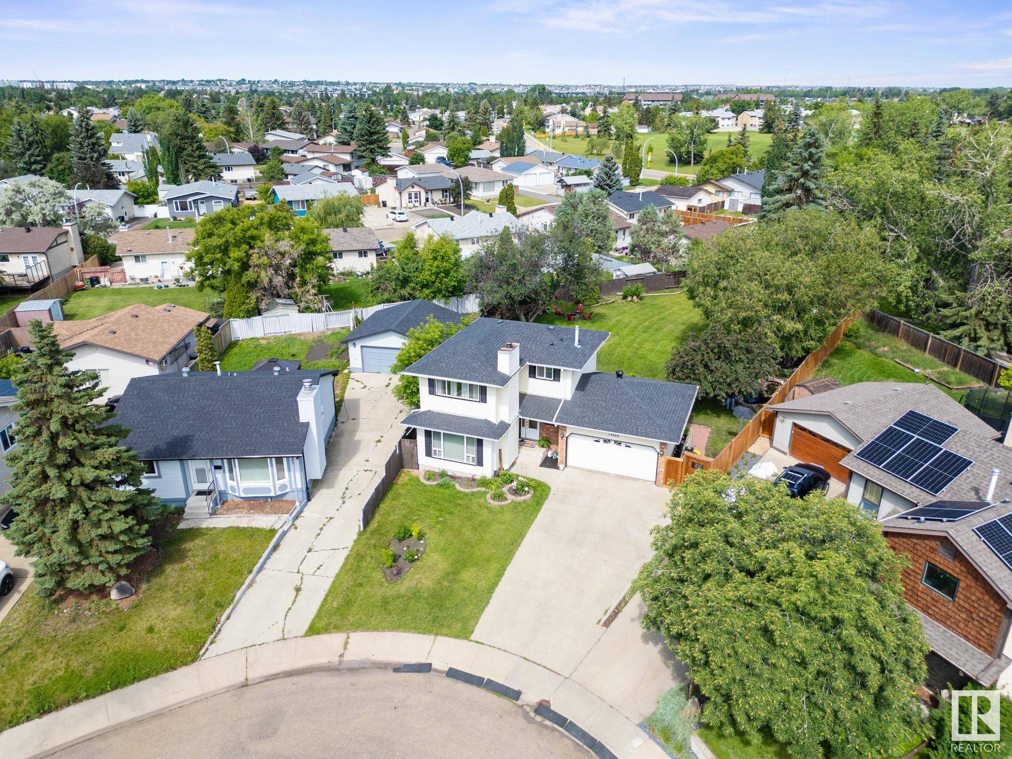 Edmonton, AB T5Y 1V7,14544 20 ST NW