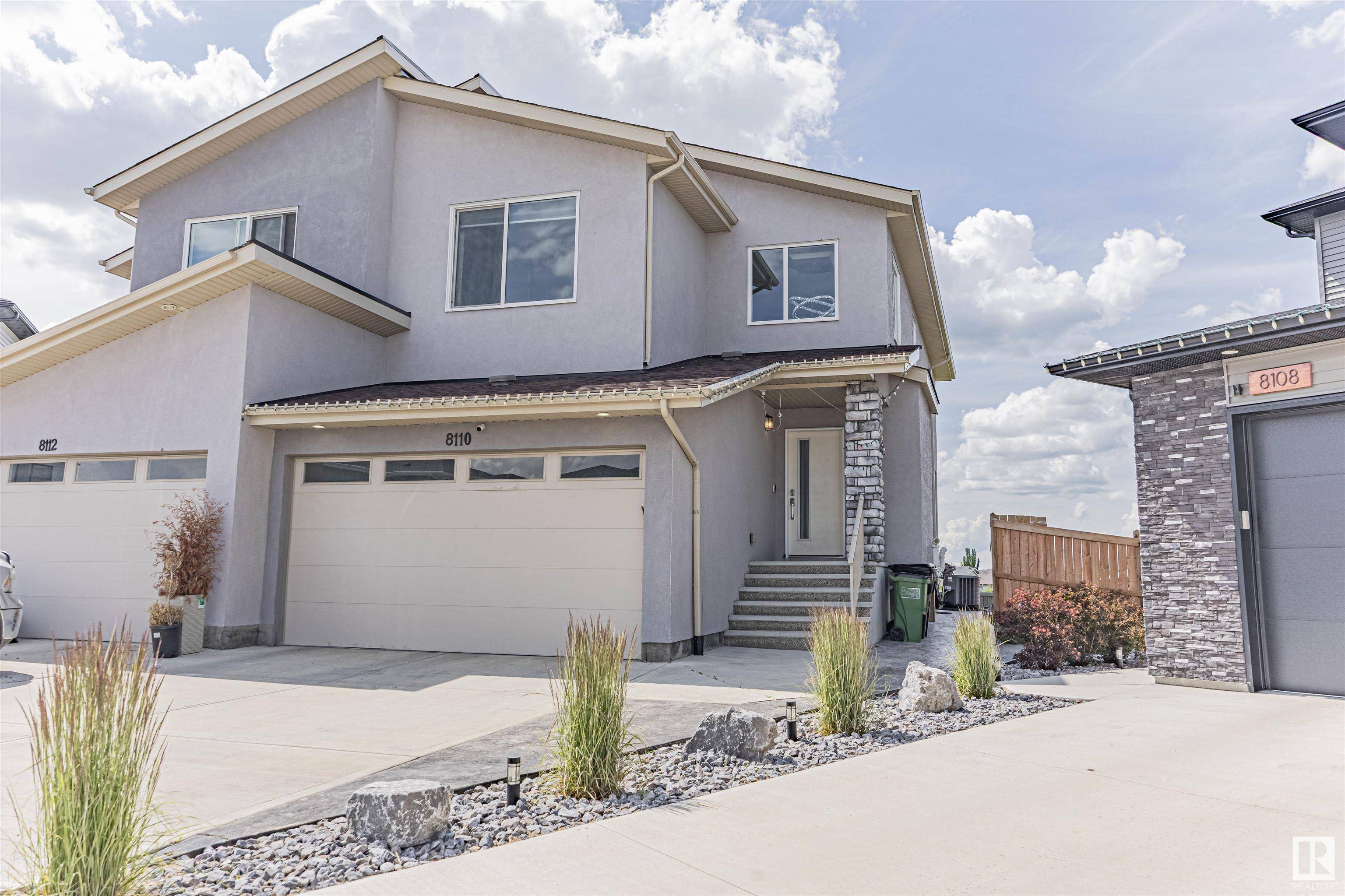 Edmonton, AB T5Z 0R7,8110 174A AV NW NW