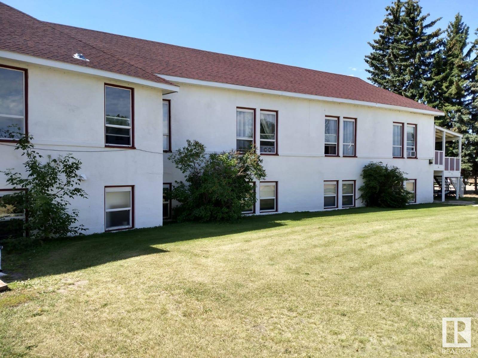 Sedgewick, AB T0B 4C0,5102 50 AV