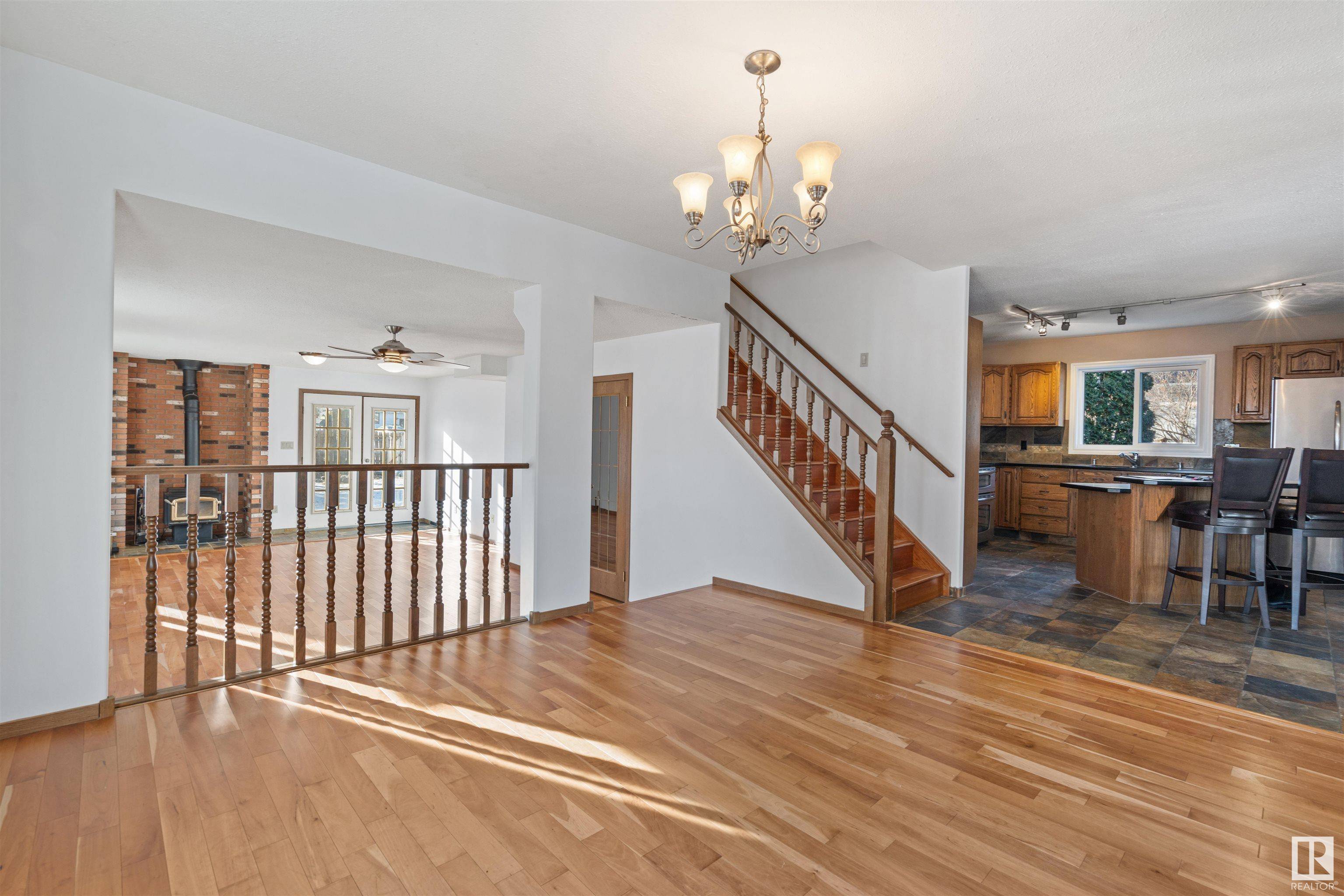Cold Lake, AB T9M 1B1,607 12 ST