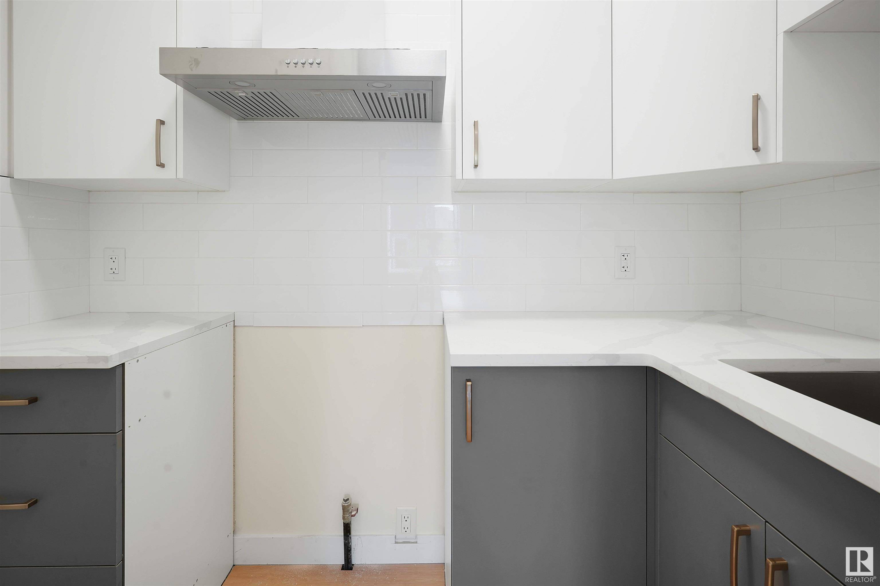 Edmonton, AB T6W 5H2,3275 Chernowski Way SW